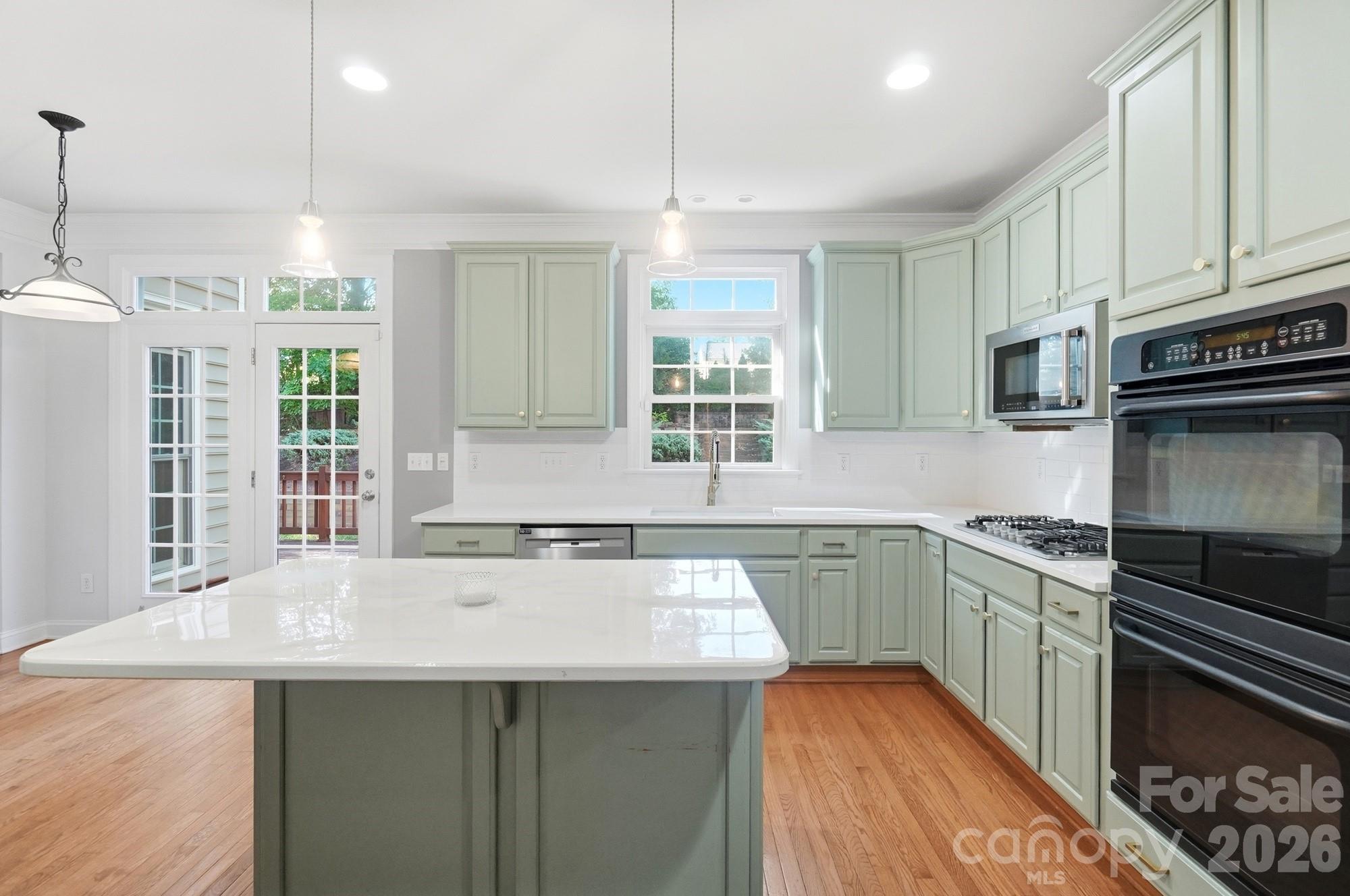 Highland Creek - Residential