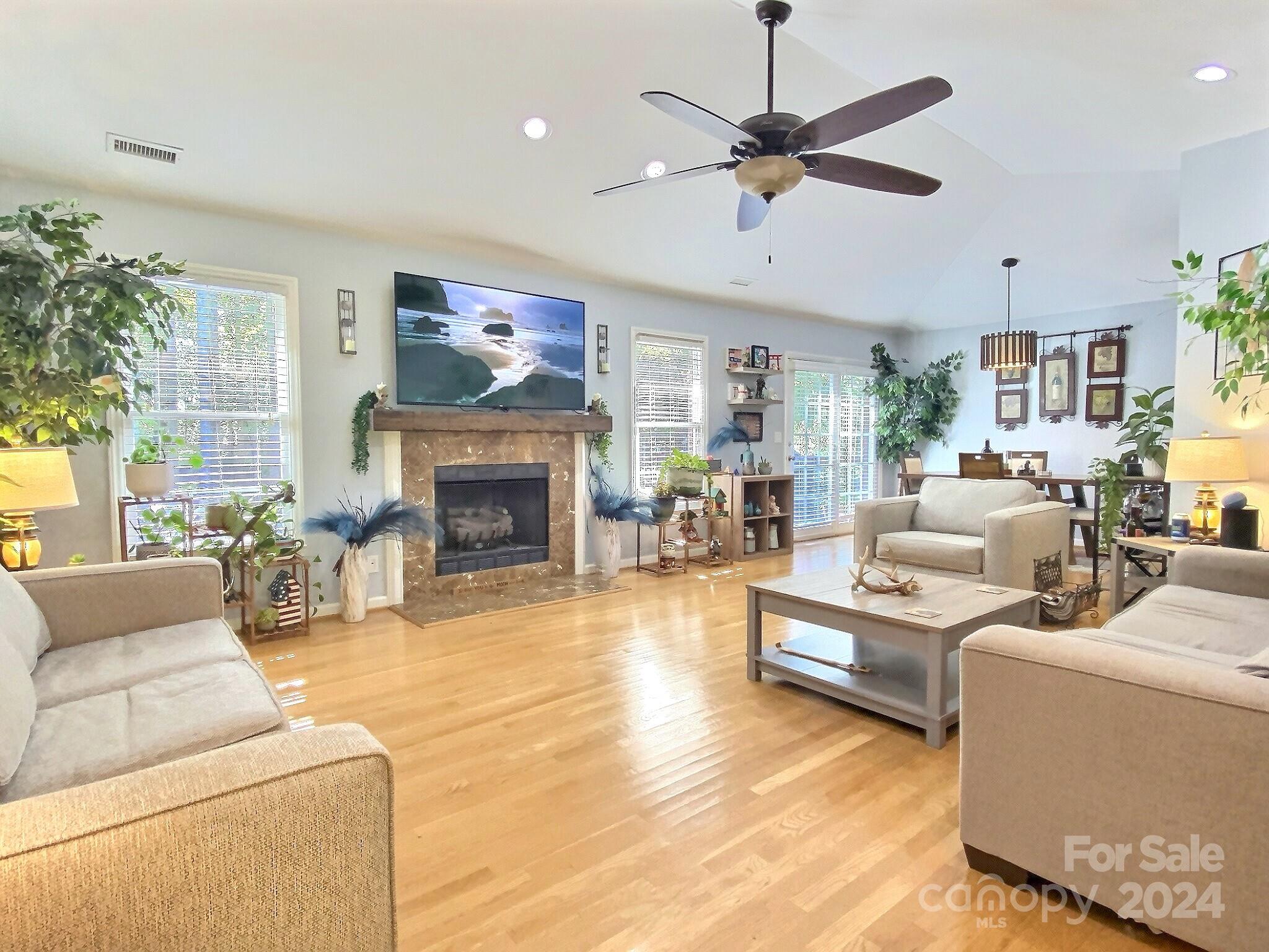 Cameron Heights - Residential