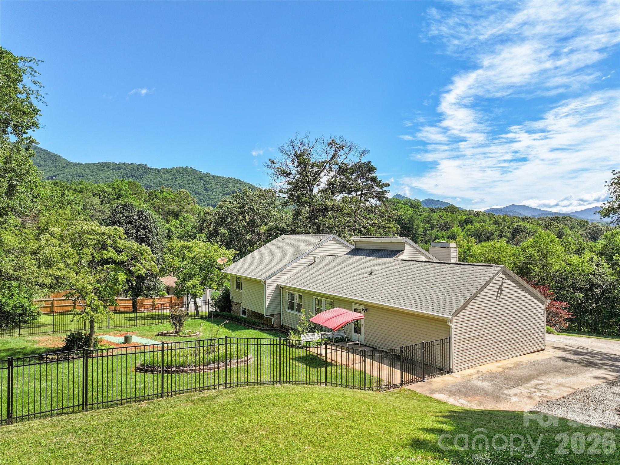 Dogwood Acres - Residential