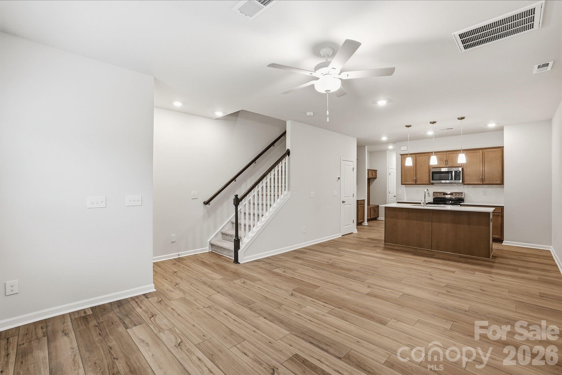 Sloan Station - Residential