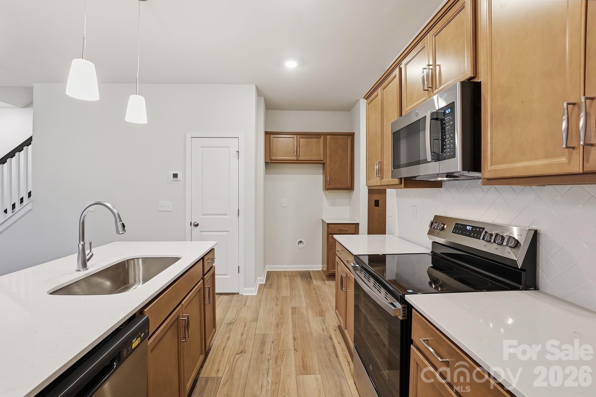 Sloan Station - Residential
