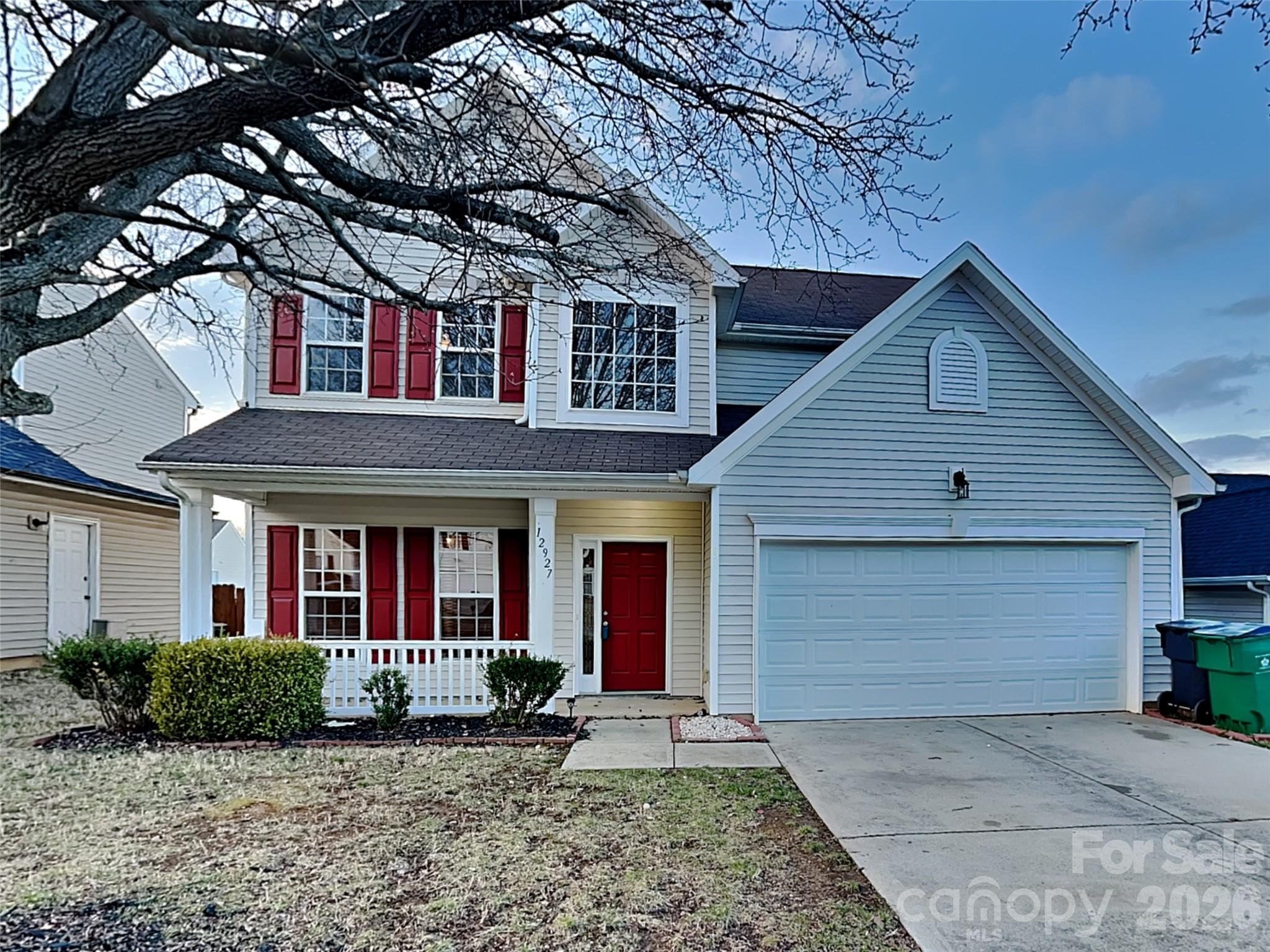 BRAND NEW stainless steel appliances and BRAND NEW granite kitchen countertops await you at this listing in north Charlotte! This charming home has a thoughtful layout that flows easily from the dining room to the kitchen and family room, perfect for entertaining family and friends. Additional entertaining space is available outside on the spacious deck. Upstairs, the primary suite offers vaulted ceilings, a large walk-in closet, and features a primary bathroom with a garden tub and dual vanity. The upstairs loft could function as a multi-purpose space and awaits your personal touch! This home has easy access to major highways and is located just minutes away from restaurants and shopping at Concord Mills. Schedule your showing today!