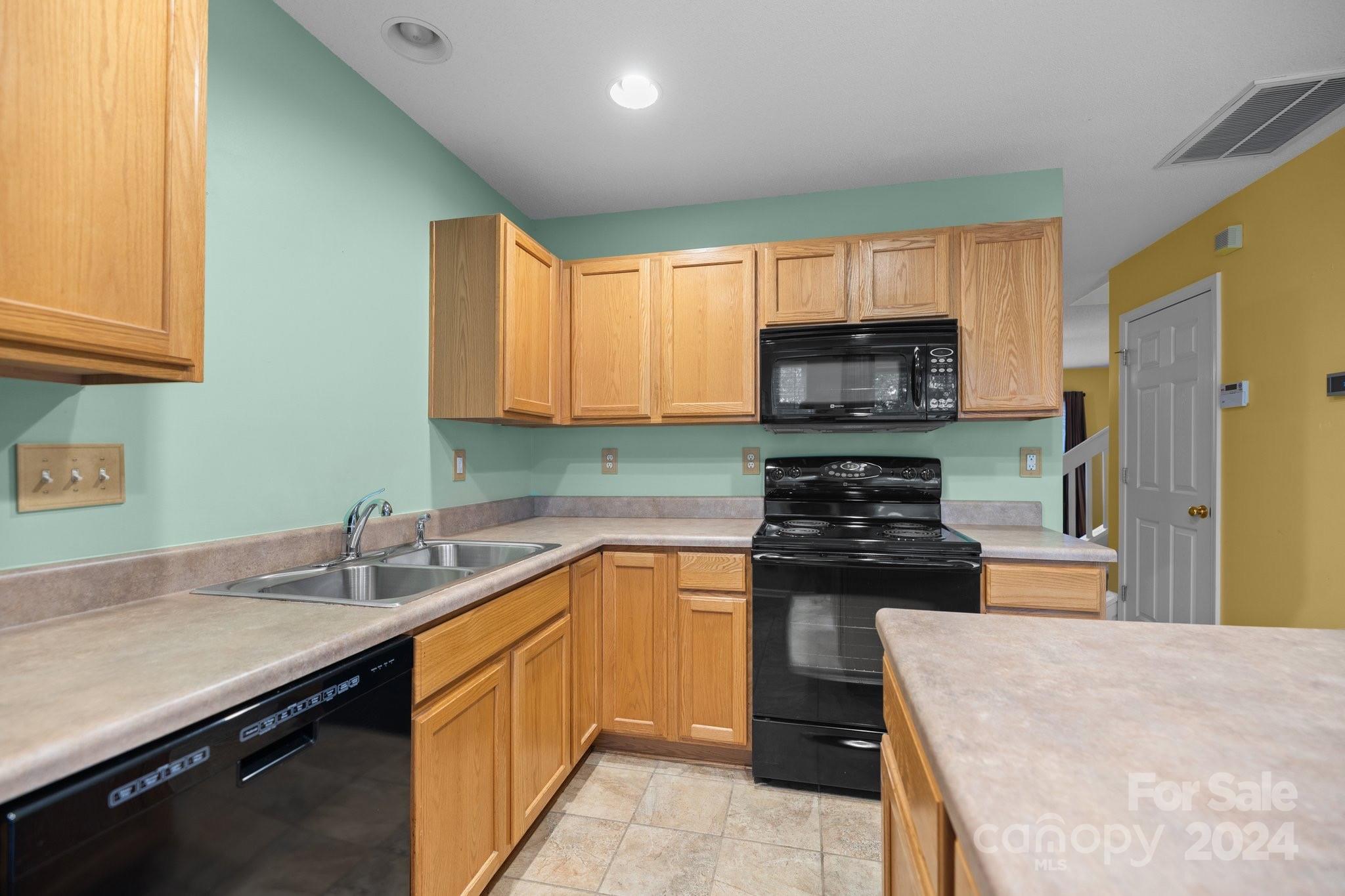 Windsor Trace - Residential