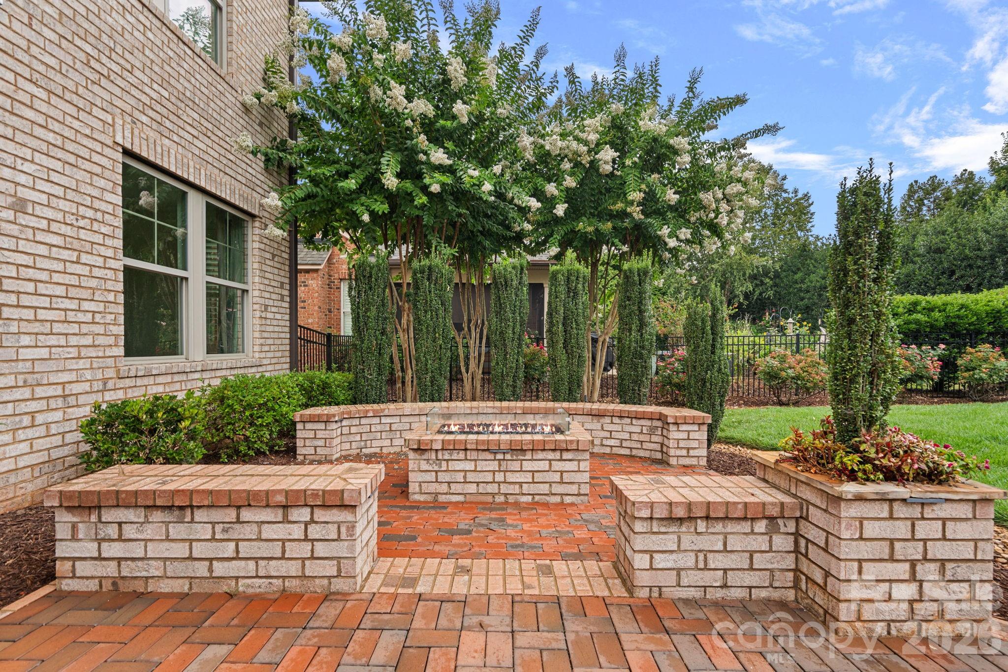 Robbins Park - Residential