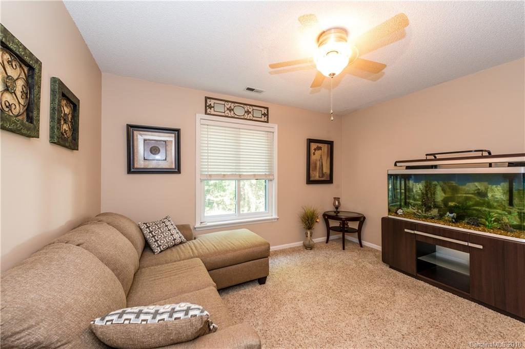 Tega Cay - Residential