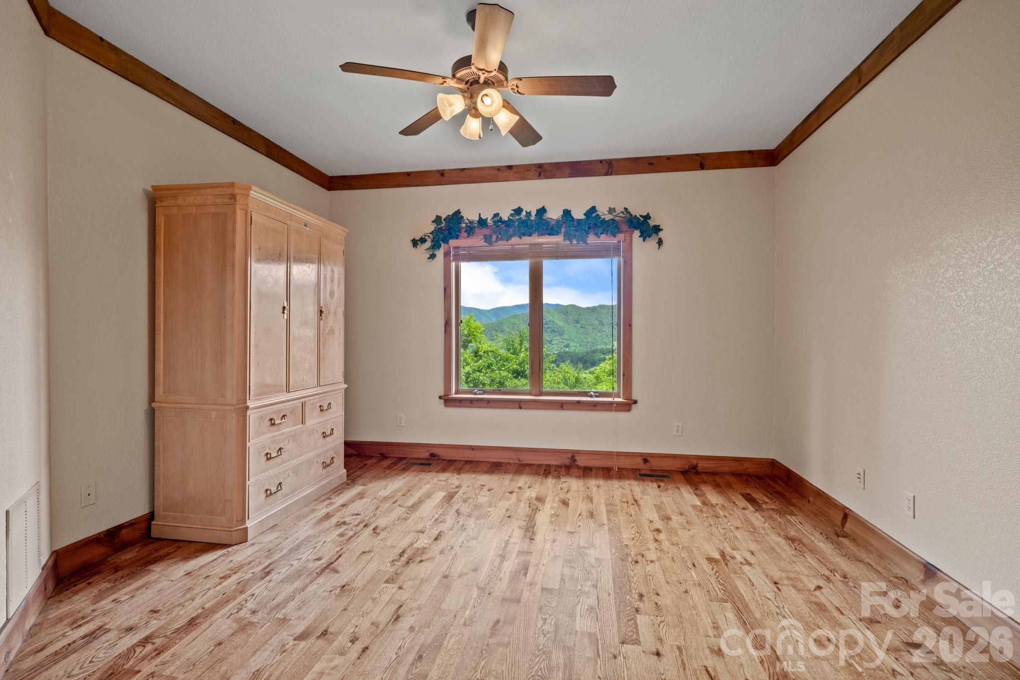 Laurel Ridge Country Club - Residential