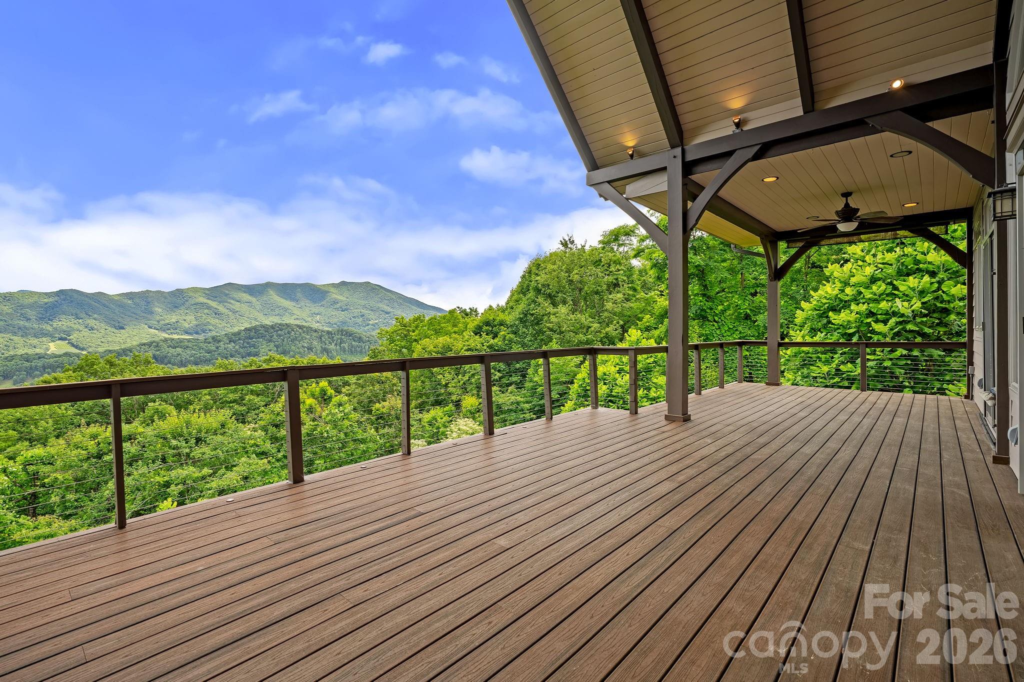 Laurel Ridge Country Club - Residential