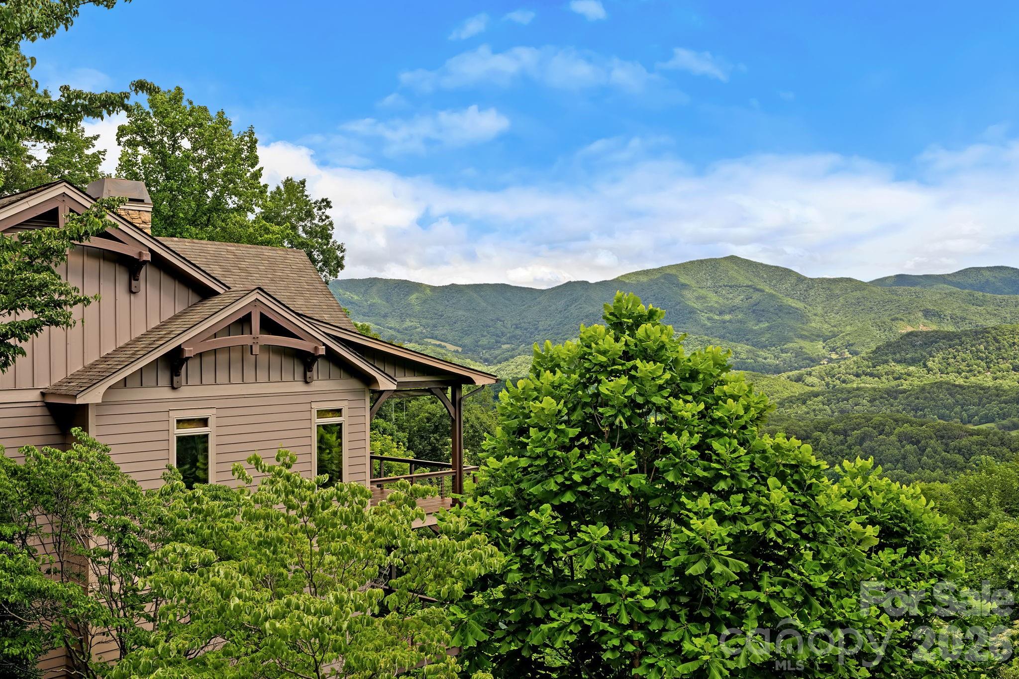 Laurel Ridge Country Club - Residential