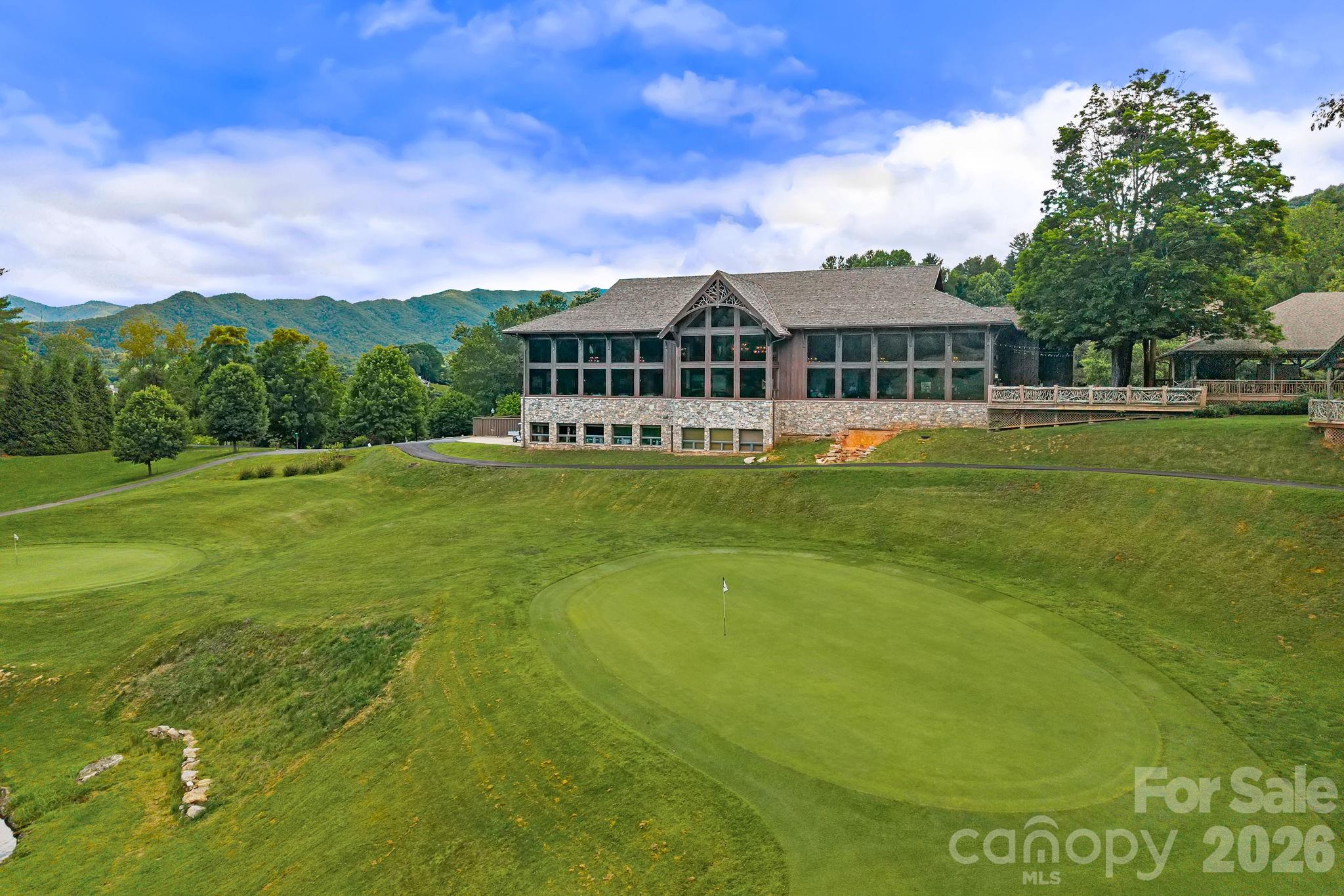 Laurel Ridge Country Club - Residential