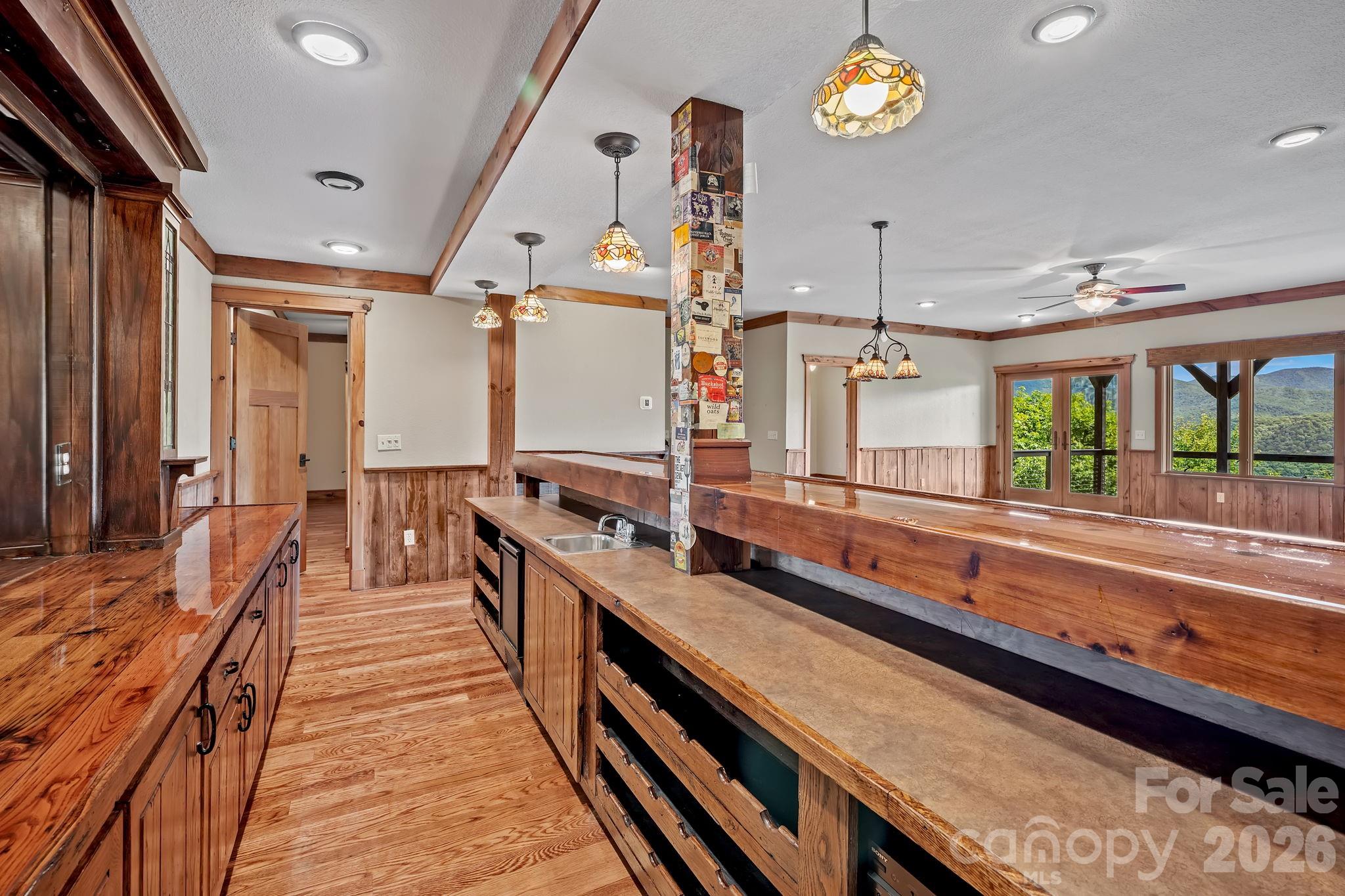 Laurel Ridge Country Club - Residential