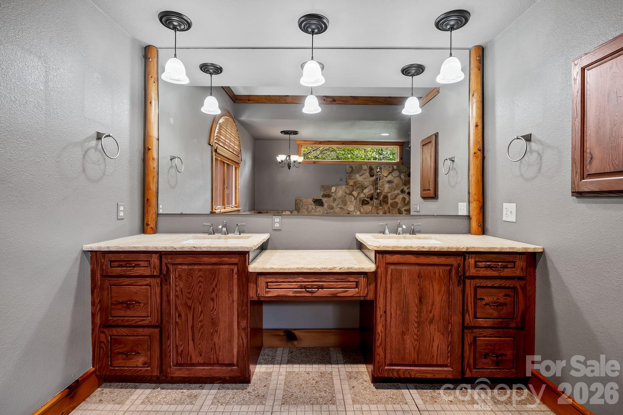 Laurel Ridge Country Club - Residential