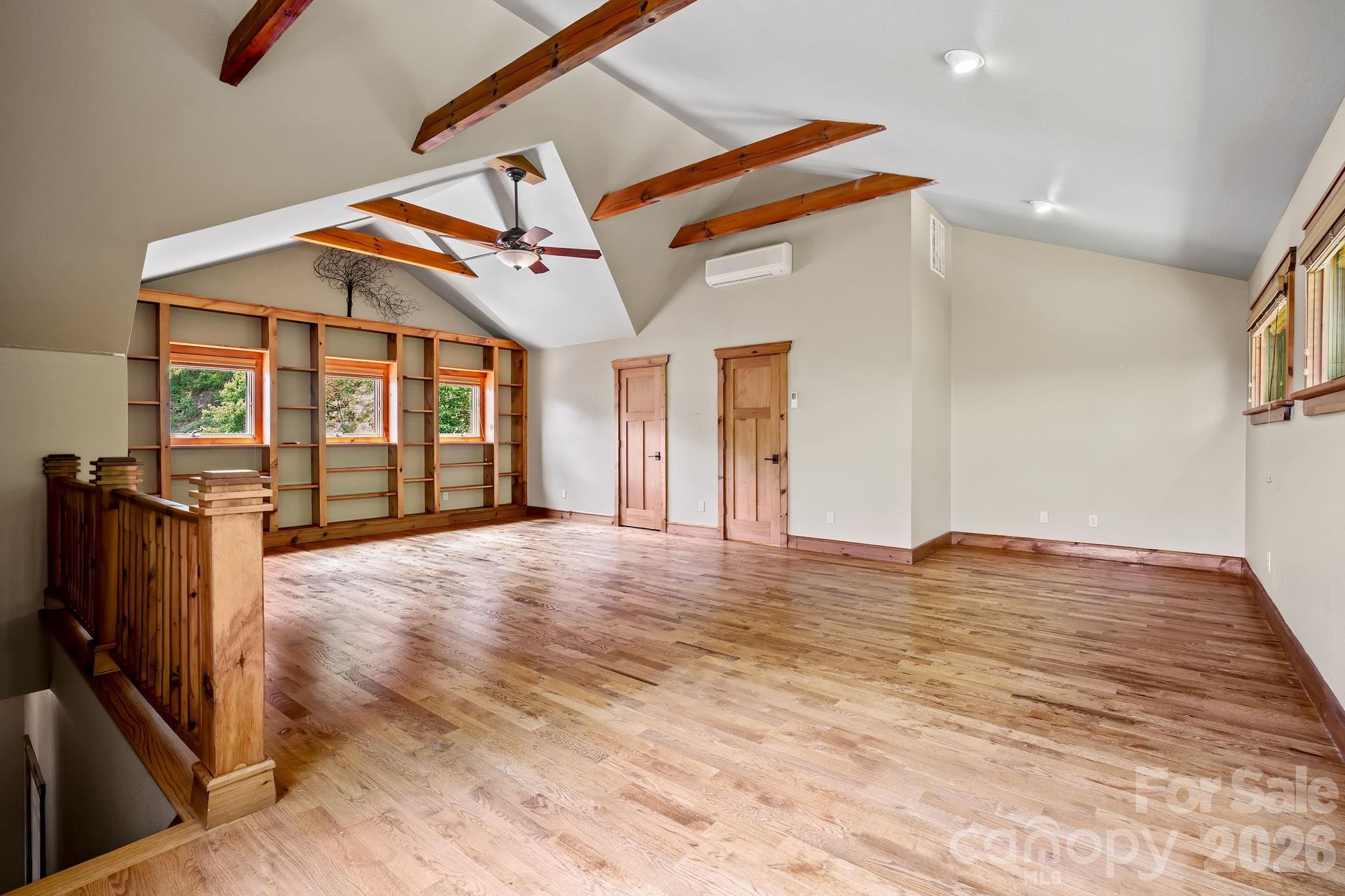 Laurel Ridge Country Club - Residential
