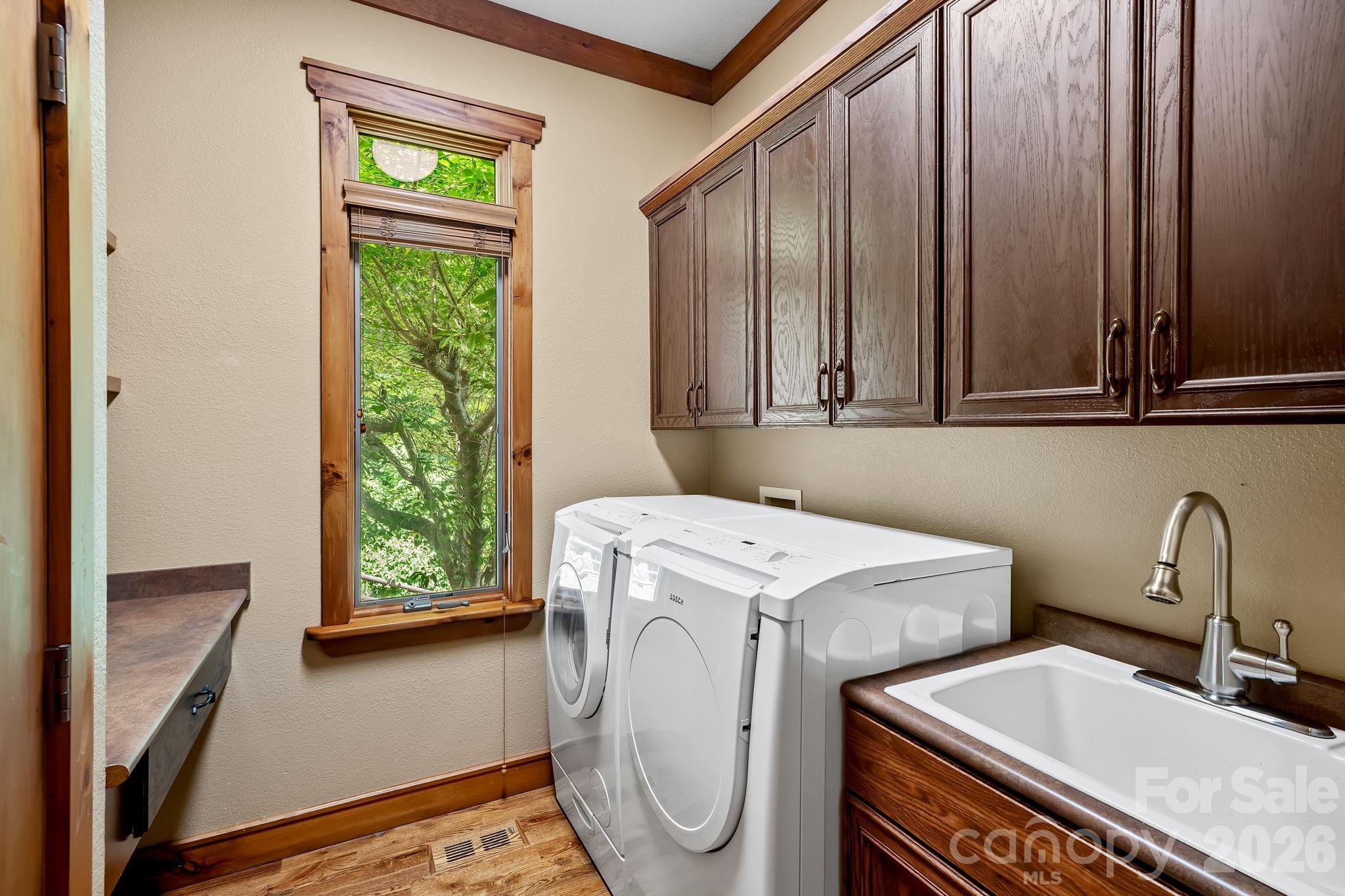 Laurel Ridge Country Club - Residential