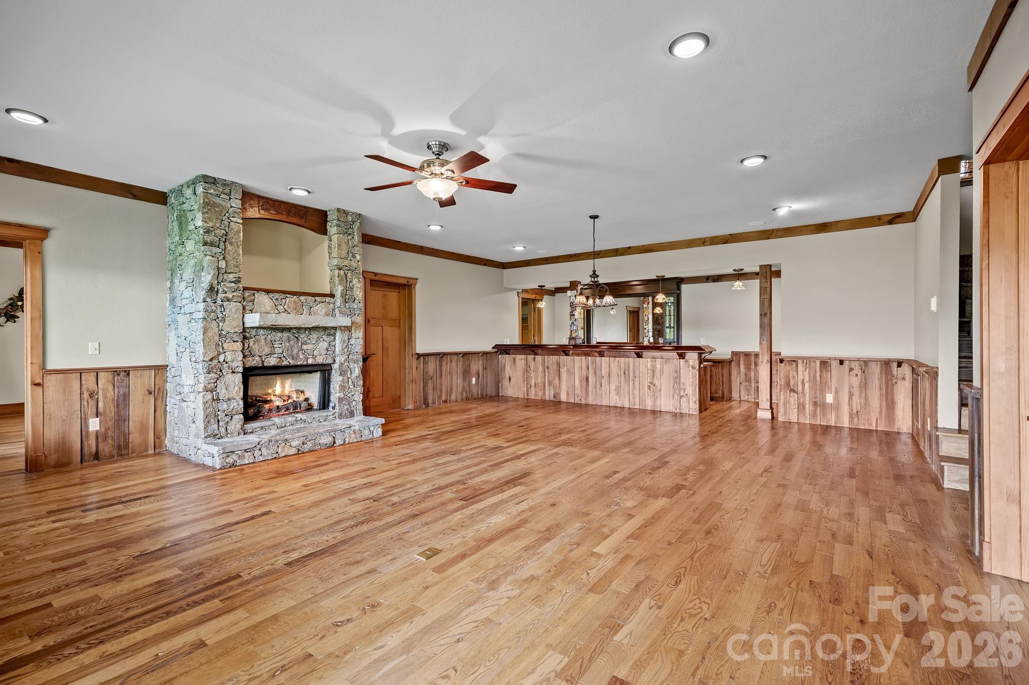 Laurel Ridge Country Club - Residential