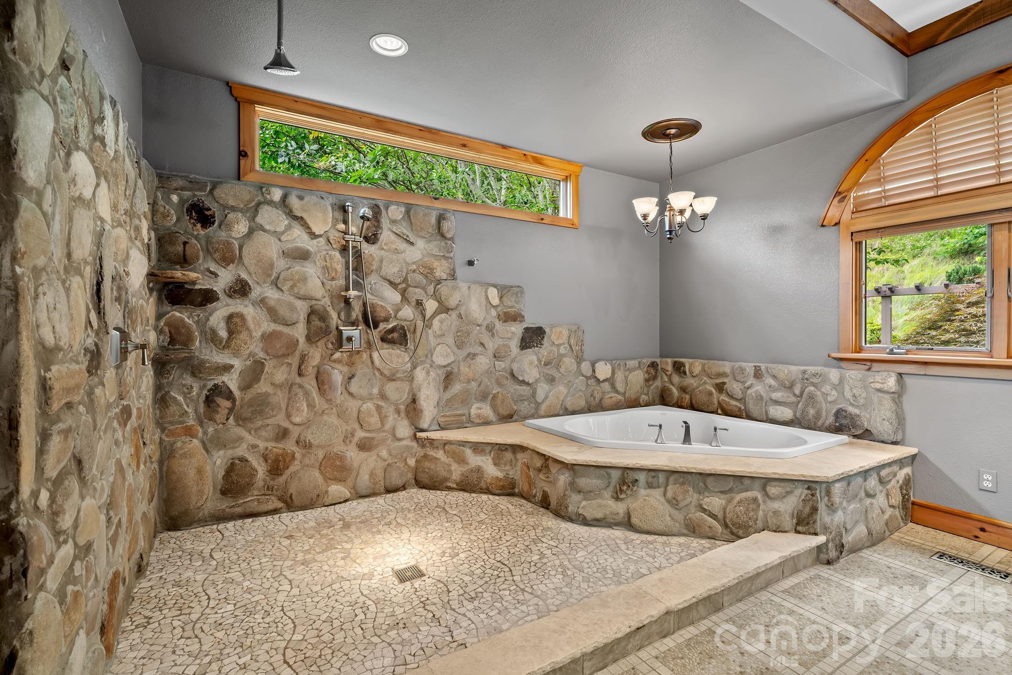 Laurel Ridge Country Club - Residential