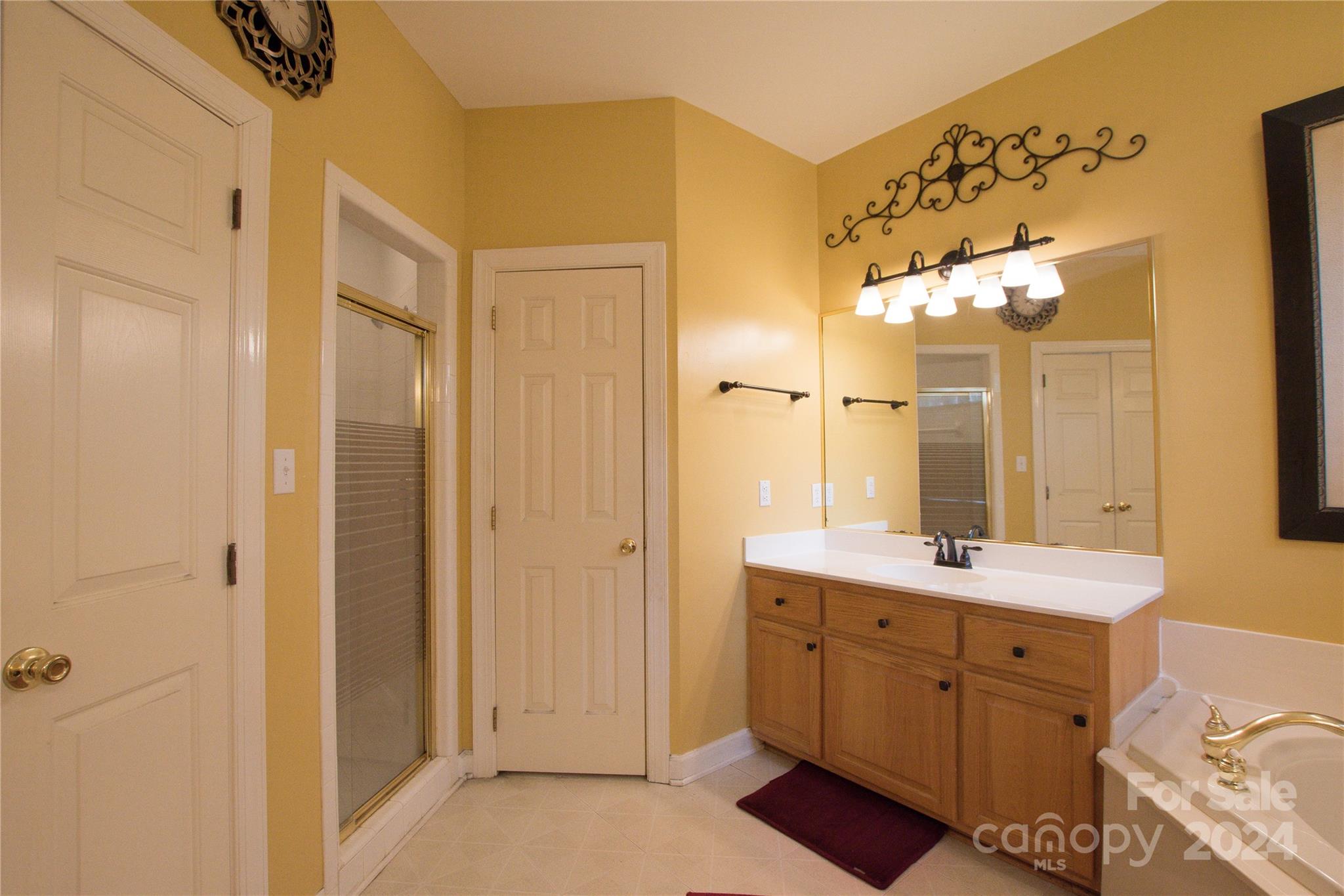 Royal Oaks - Residential