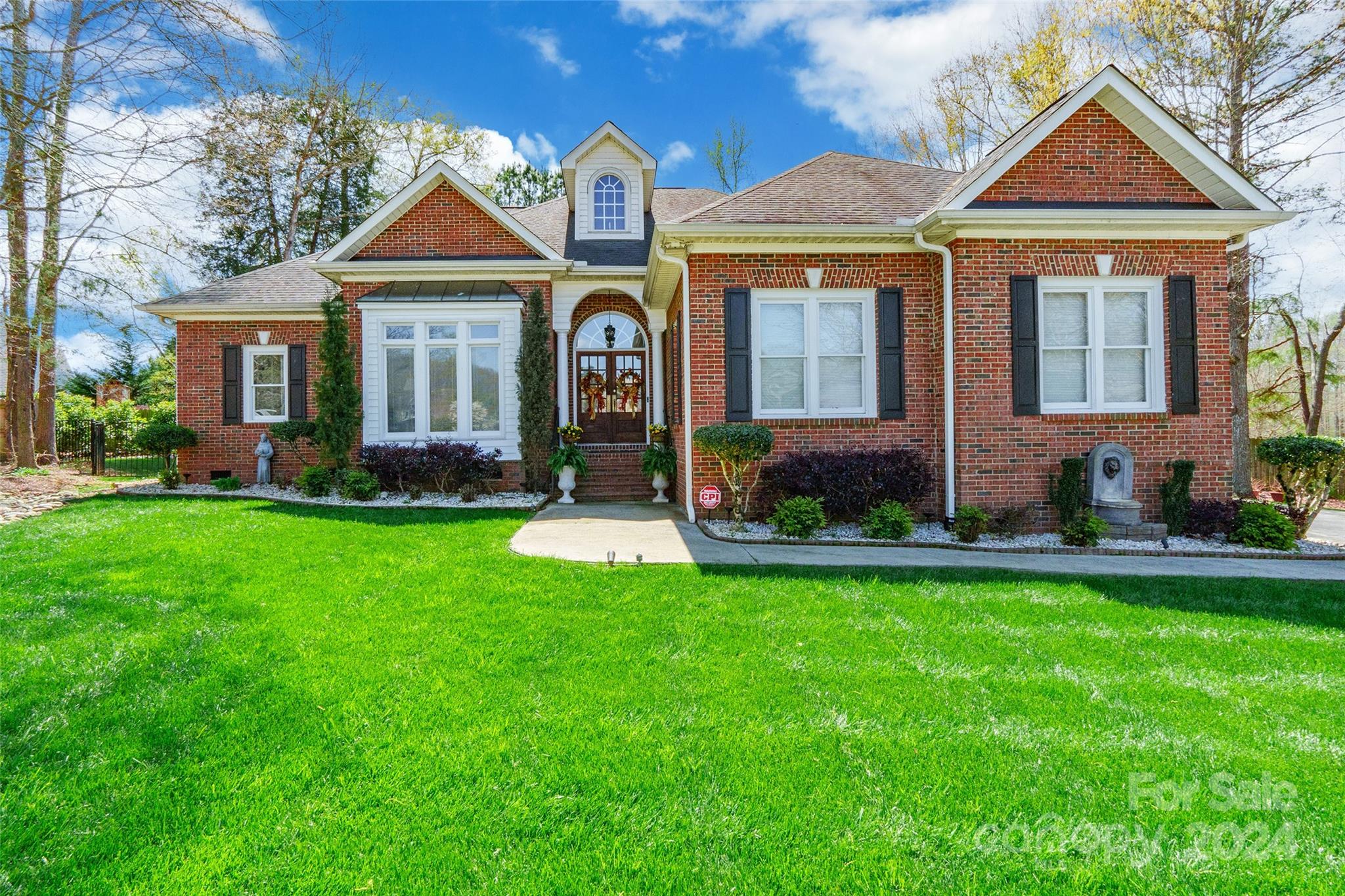 Royal Oaks - Residential