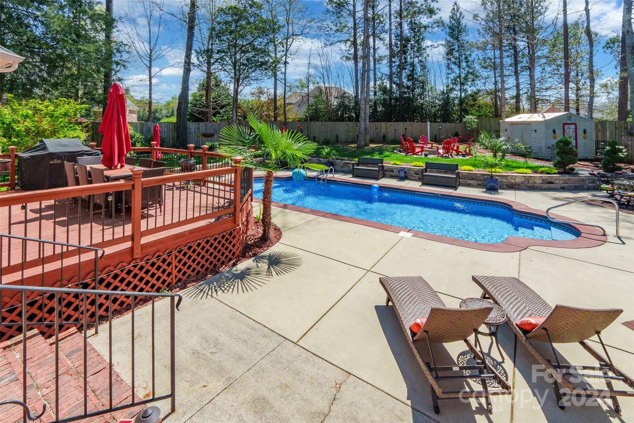 Royal Oaks - Residential