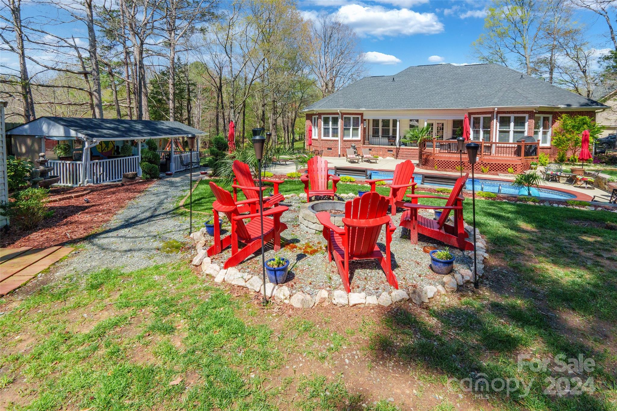Royal Oaks - Residential