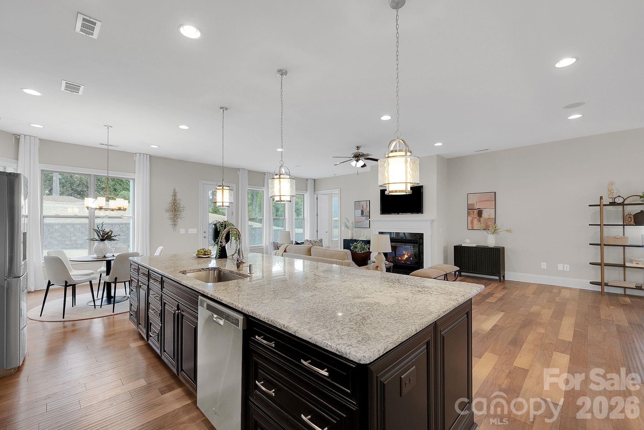 Regency at Palisades - Residential