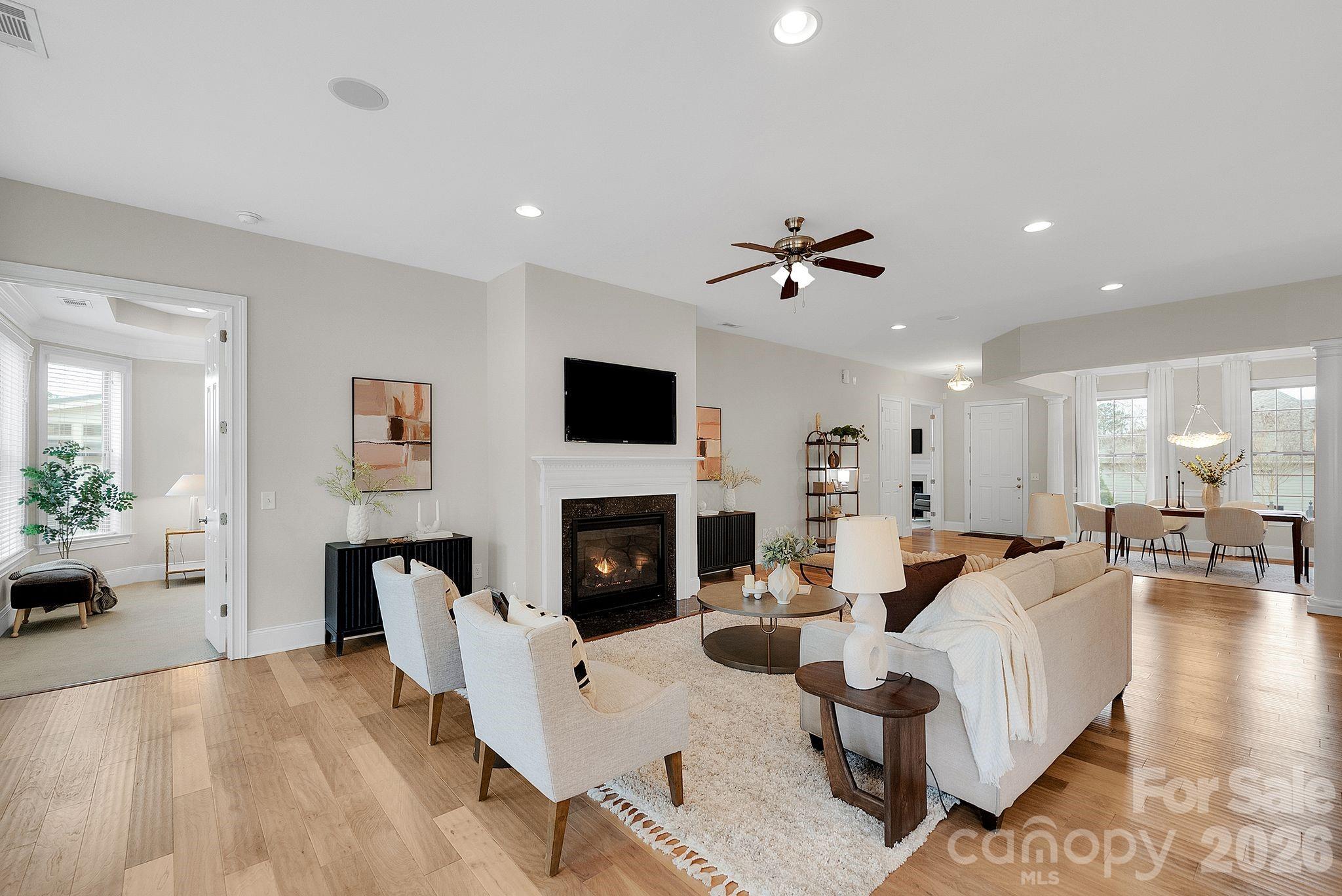 Regency at Palisades - Residential