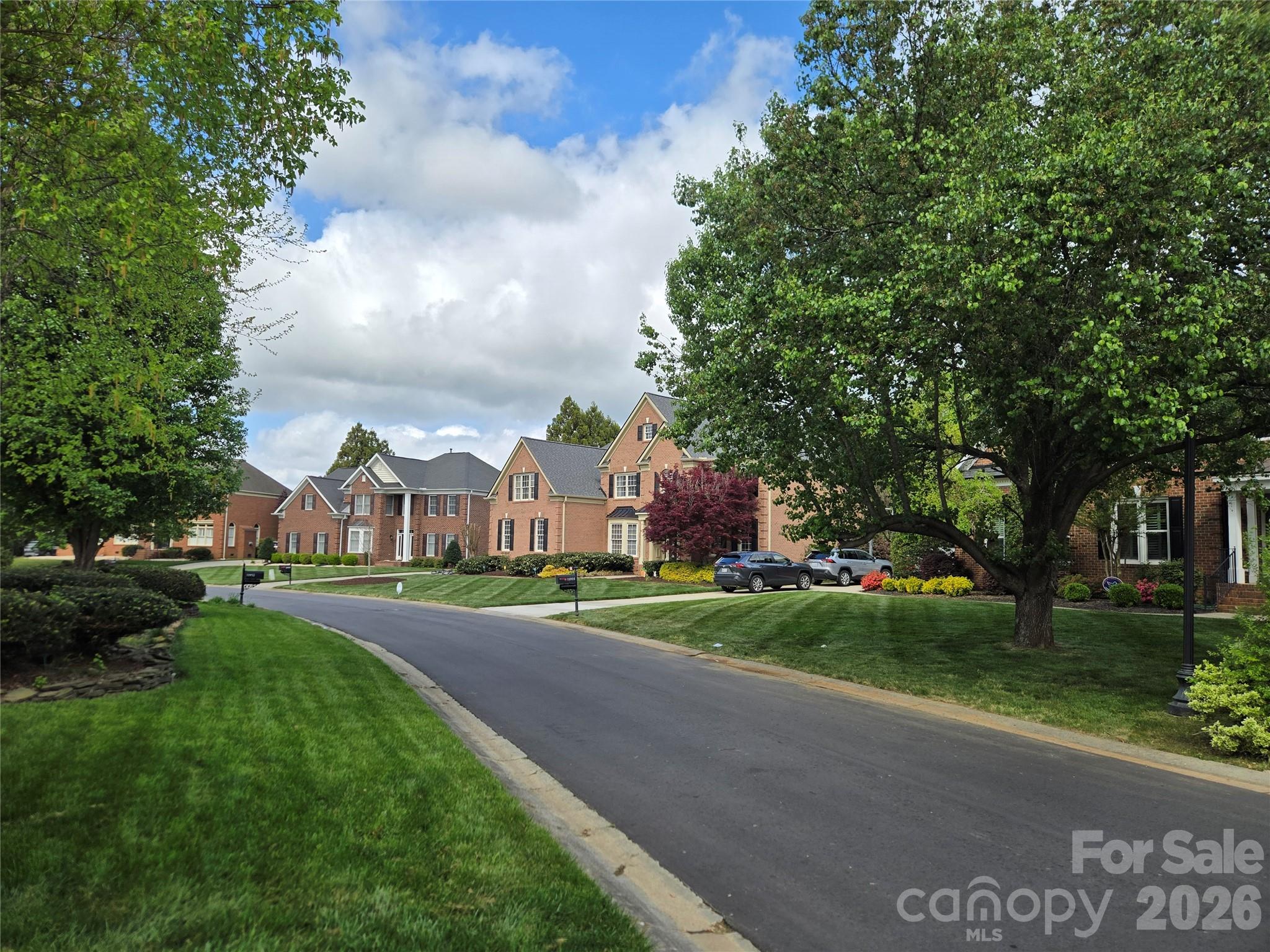Country Club Estates - Residential