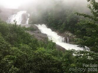 Toxaway Falls Condominium One - Residential