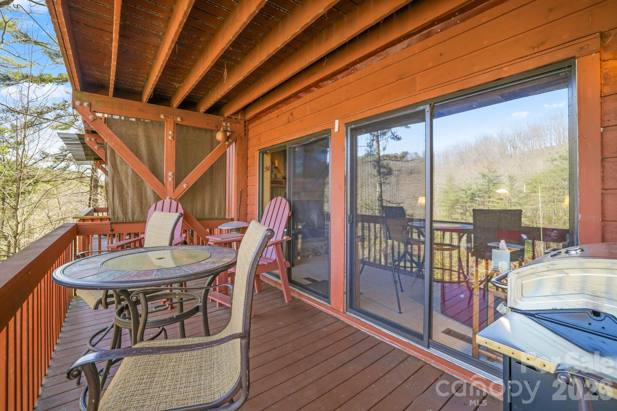 Toxaway Falls Condominium One - Residential