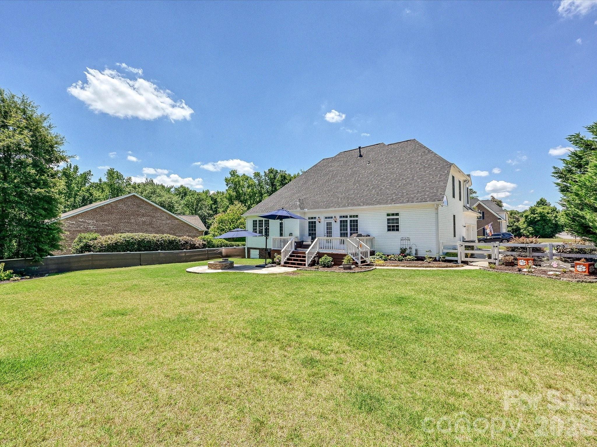 Miller Pond - Residential