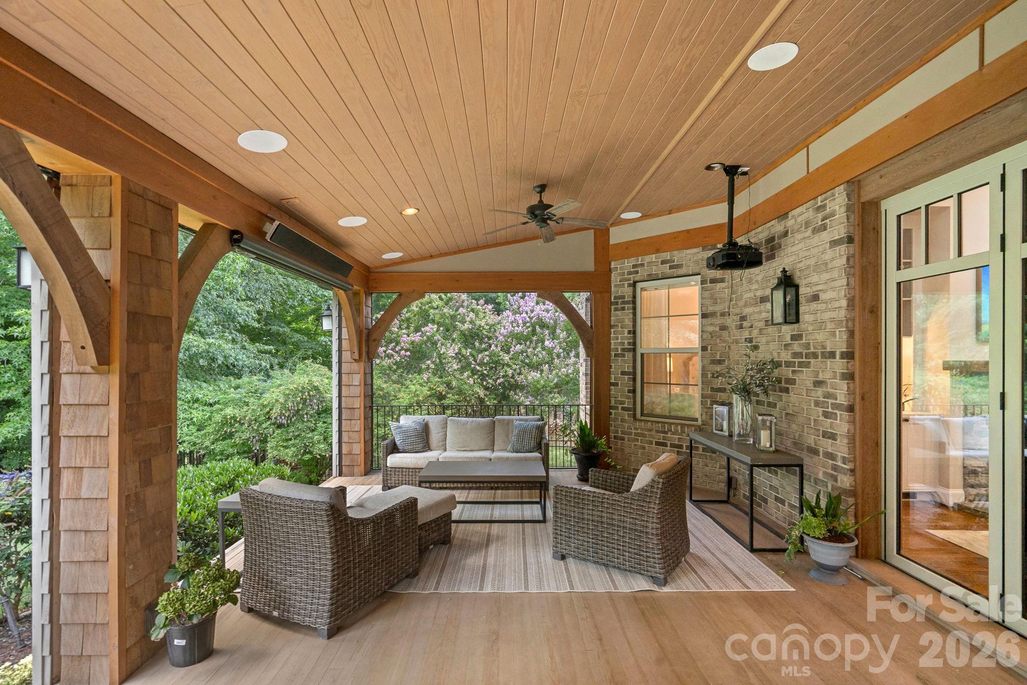 Lakeside - Residential