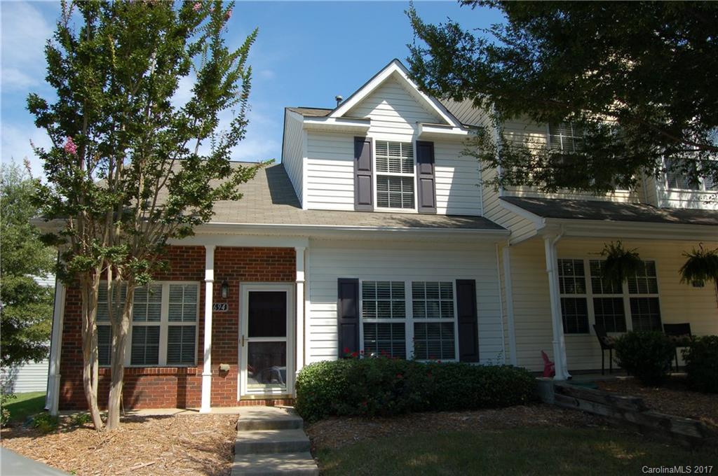 3 bd townhome in popular Ft Mill with a master on the main! This end unit has a large patio and storage room. Cozy up to the gas log FP in the 2 story GR. Prepare your favorite meals in the well appointed kit. w/ gas range/oven, black appliances, white cabinets, lazy Susan, lg breakfast bar w/cabinets, & pantry closet. The main flr MBR features a large closet under the stairs, double door closet and full bath with walk-in laundry closet. Upstairs are two bedrooms & a full bath. Great location!