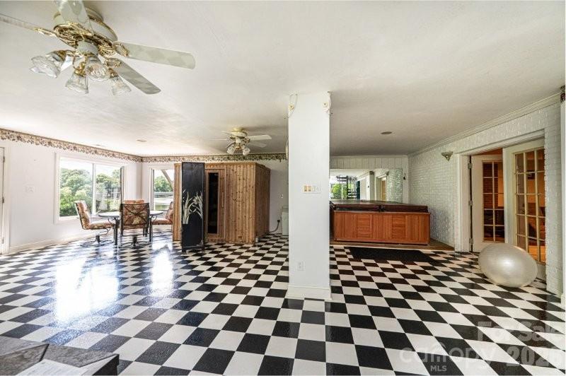 Granada Farms - Residential