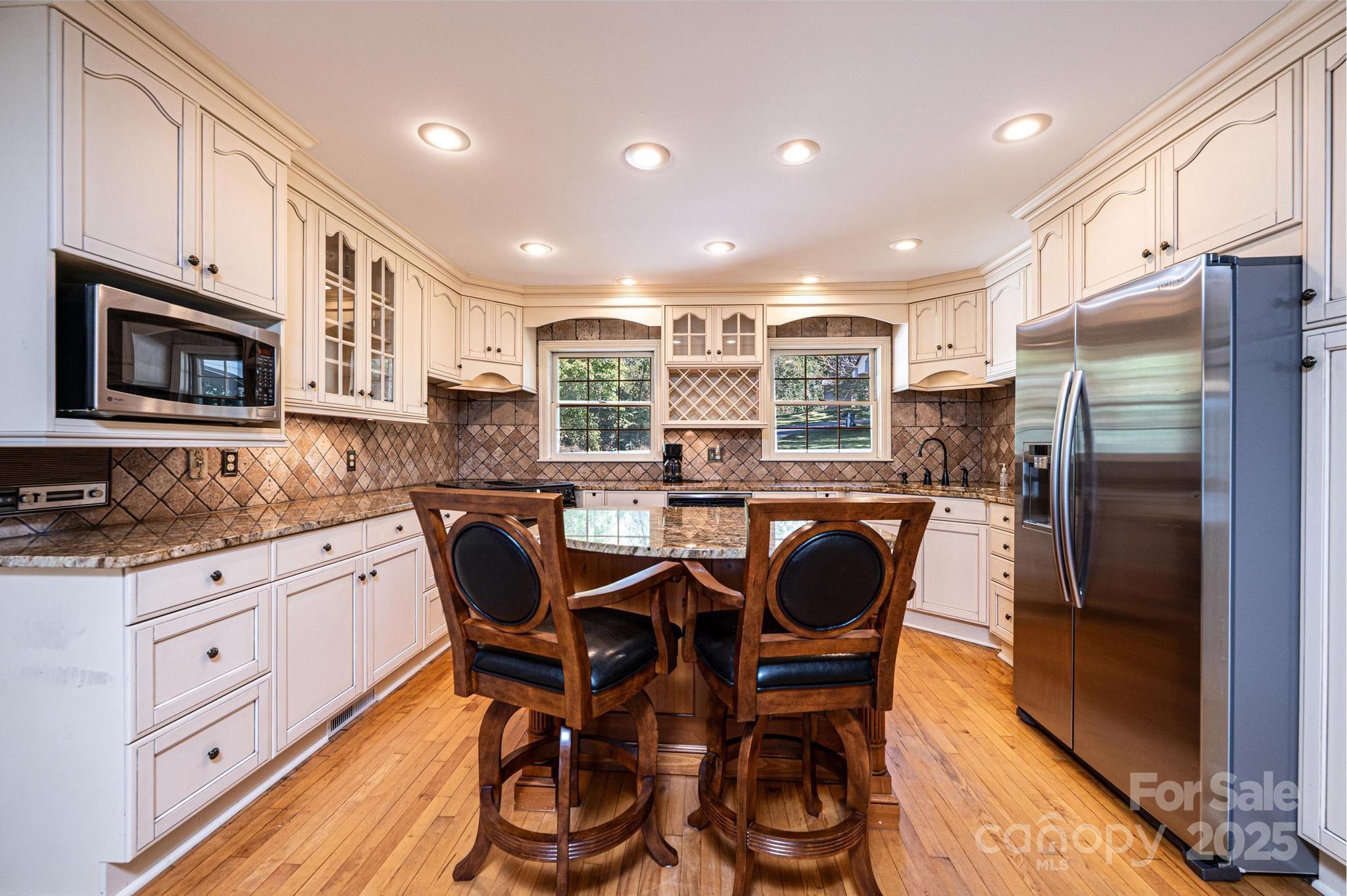 Granada Farms - Residential