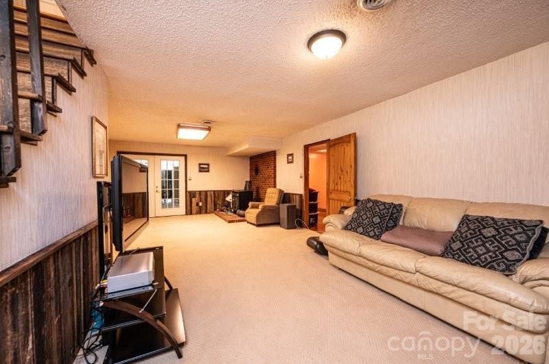 Granada Farms - Residential