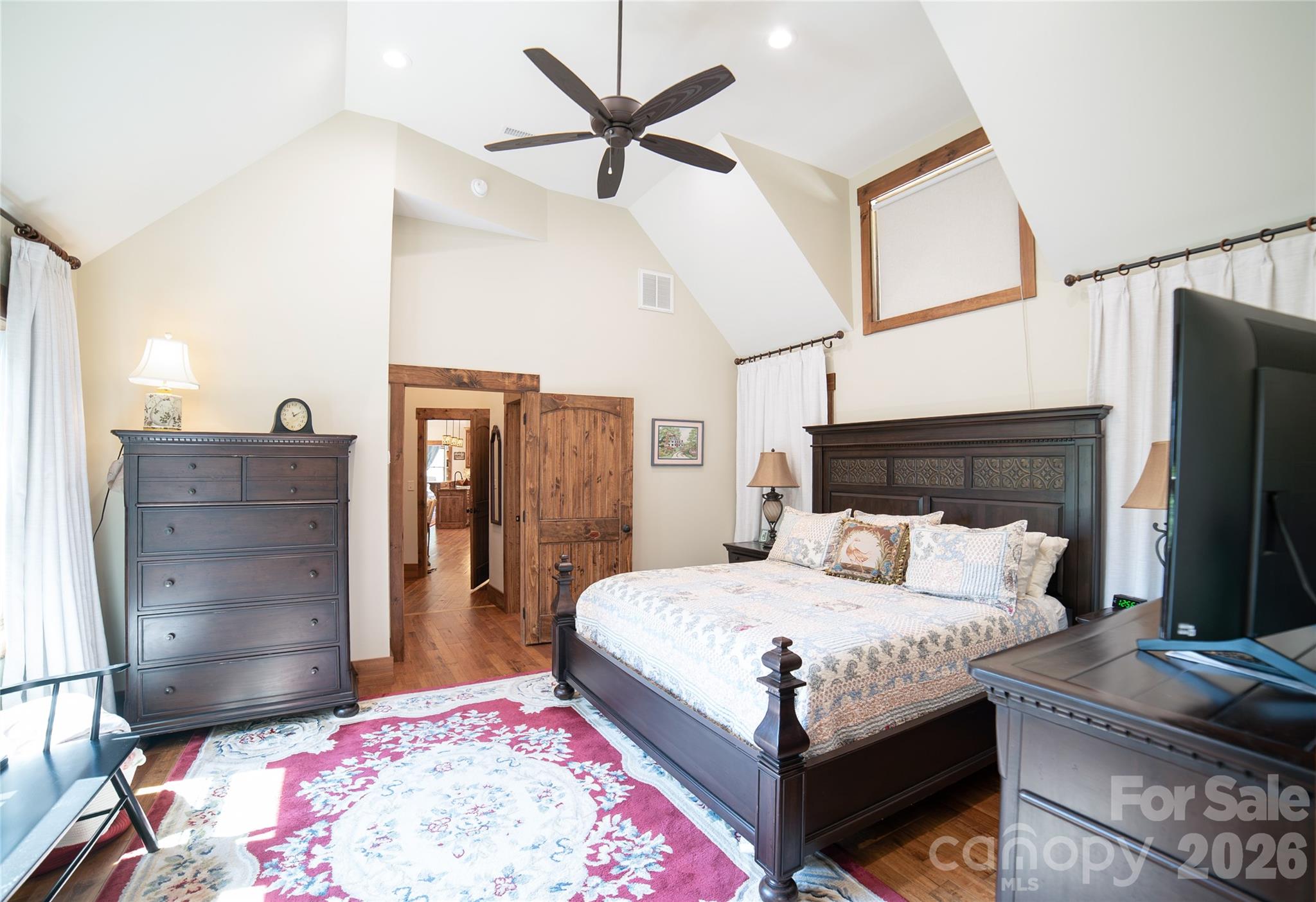 Bear Cliff - Residential