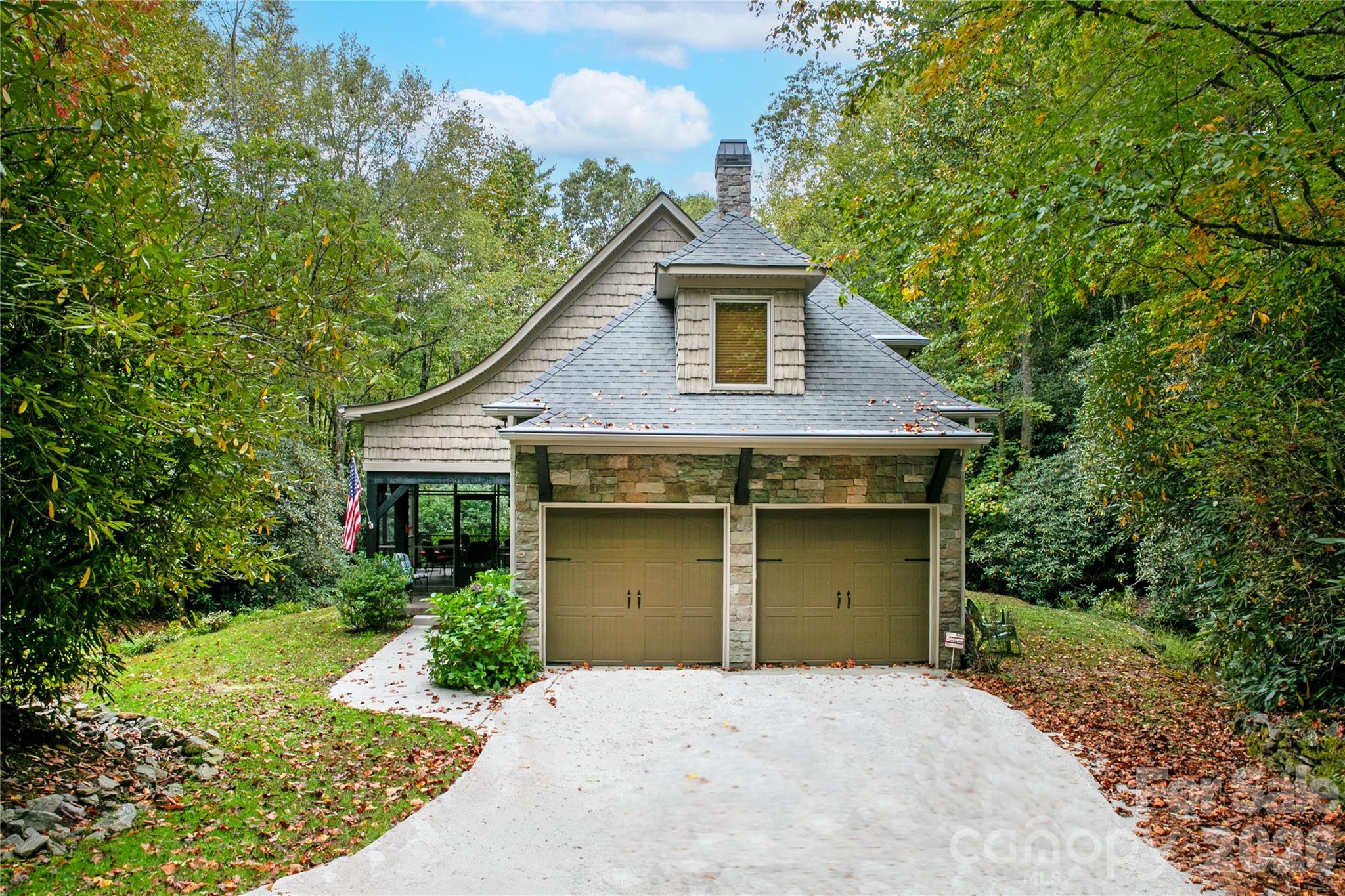 Connestee Falls - Residential