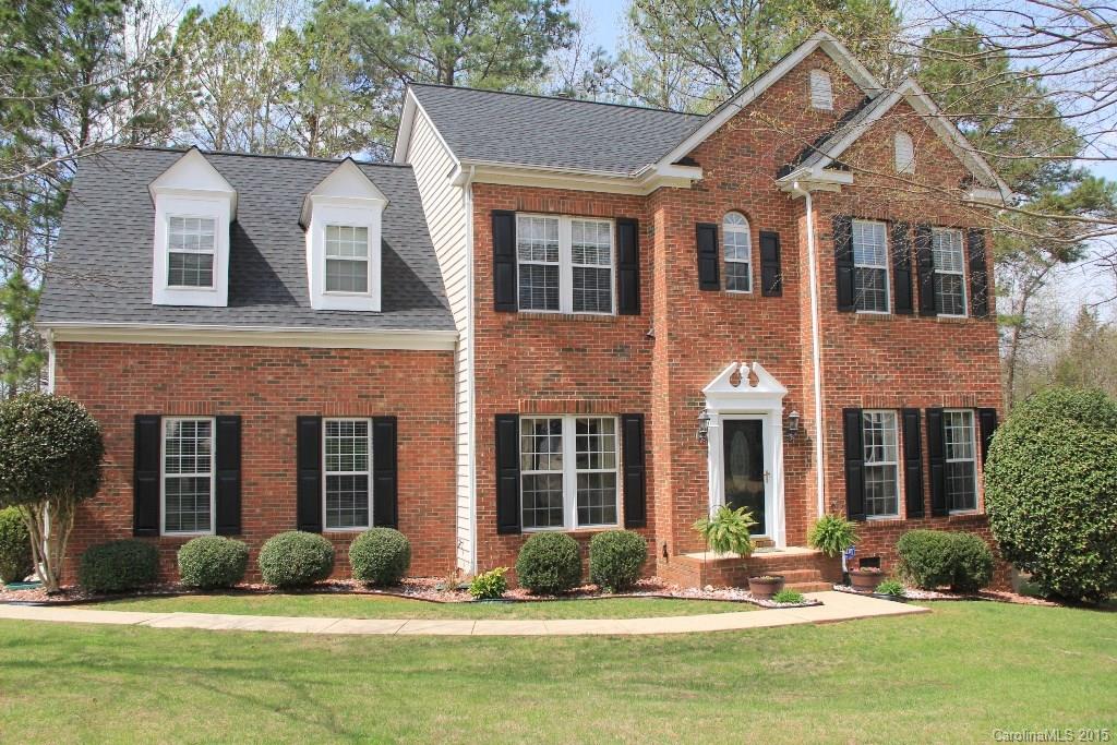 Beautiful 4 BR/2.5 BA home on corner lot w/fenced & wooded back yard. New carpet in 2014, new roof in 2011. Renai water heater installed in 2012. Beautifully decorated. Spacious 16x16 private deck. Spacious master w/tray ceiling. High crawl space for storage. HOA offers walking trails, 2 ponds, playground & picnic area.