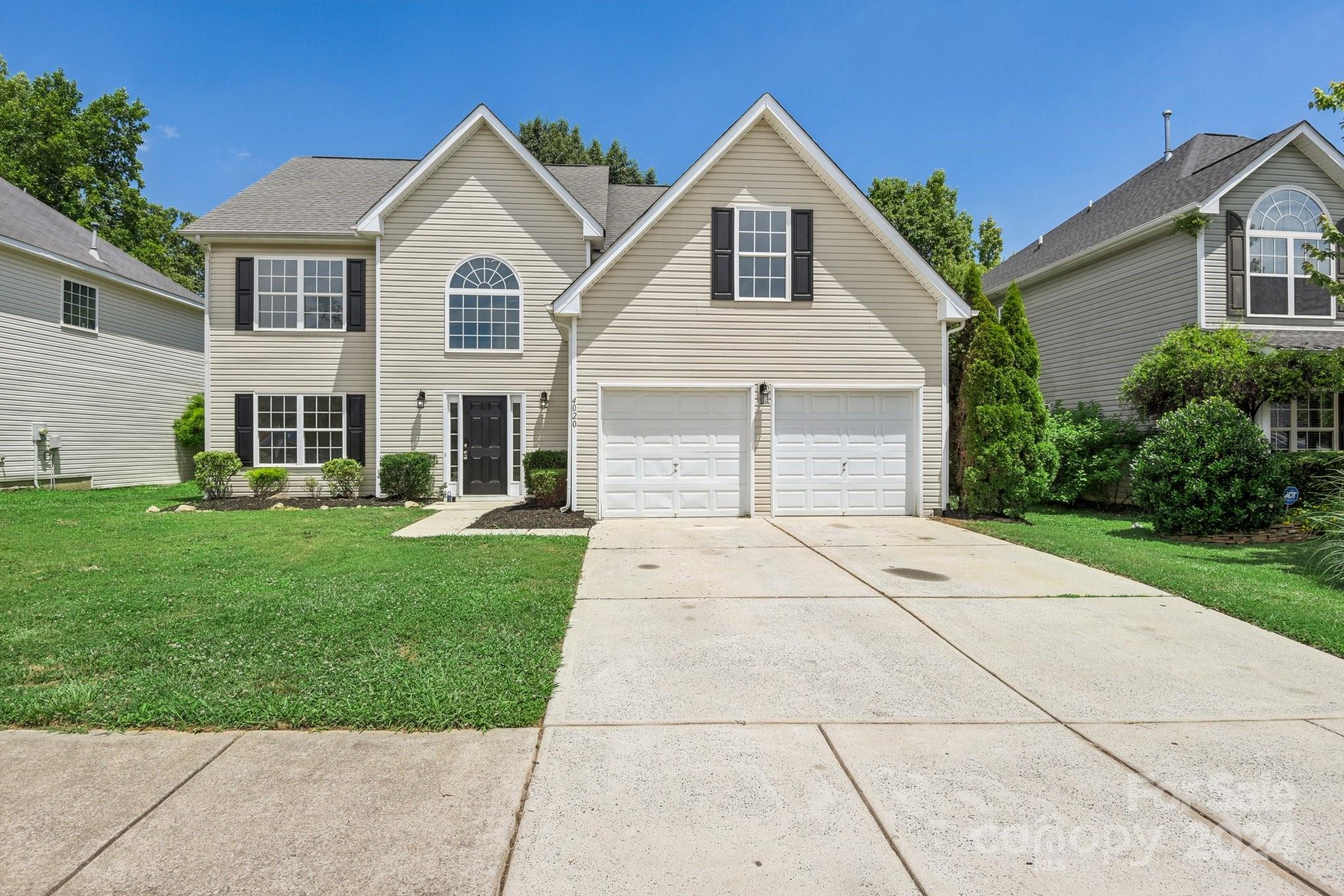 Move-in ready 4-bed, 2.5-bath home. Freshly updated with modern finishes. Features include new, stylish vinyl plank flooring on the first floor and new carpet upstairs. An open concept floor plan makes this a very functional and convenient layout. Spacious rooms throughout the entire home. Upstairs, find a primary bedroom with bonus space and generously sized secondary bedrooms. Located in the sought-after Fort Mill / Indian Land area, in a lovely neighborhood with an outdoor community swimming pool perfect to beat the summer heat! Highly desired Fort Mill schools and low South Carolina taxes. Easy access to highways, Charlotte Airport, medical facilities and all the shopping, dining and entertainment nearby. A MUST SEE!