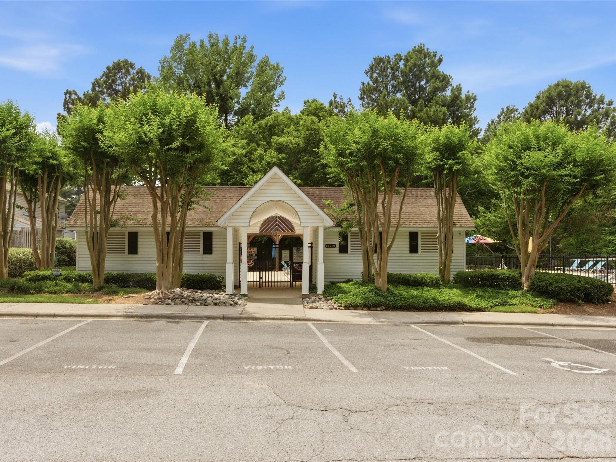 Maplecrest - Residential
