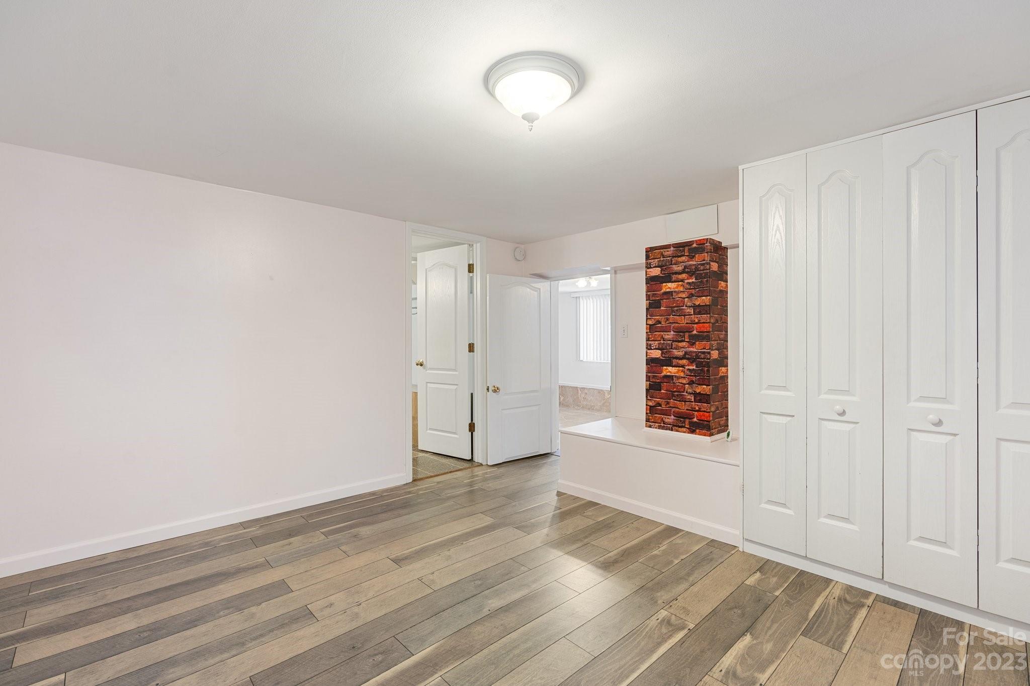 Twin Springs - Residential