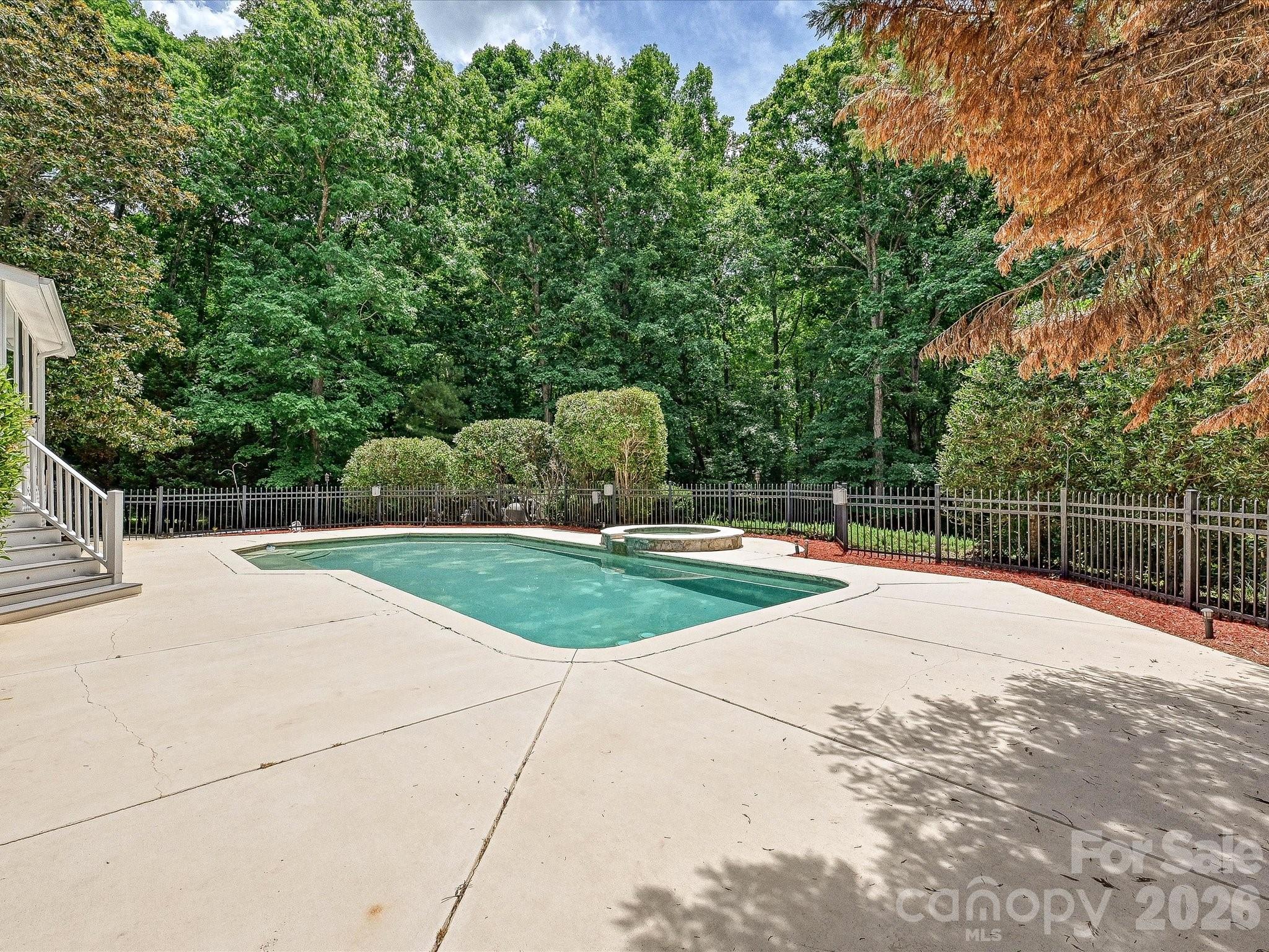 Cherry Hills - Residential
