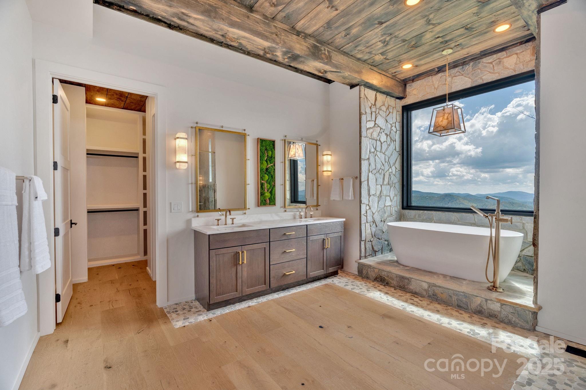 The Lodges at Eagles Nest - Residential