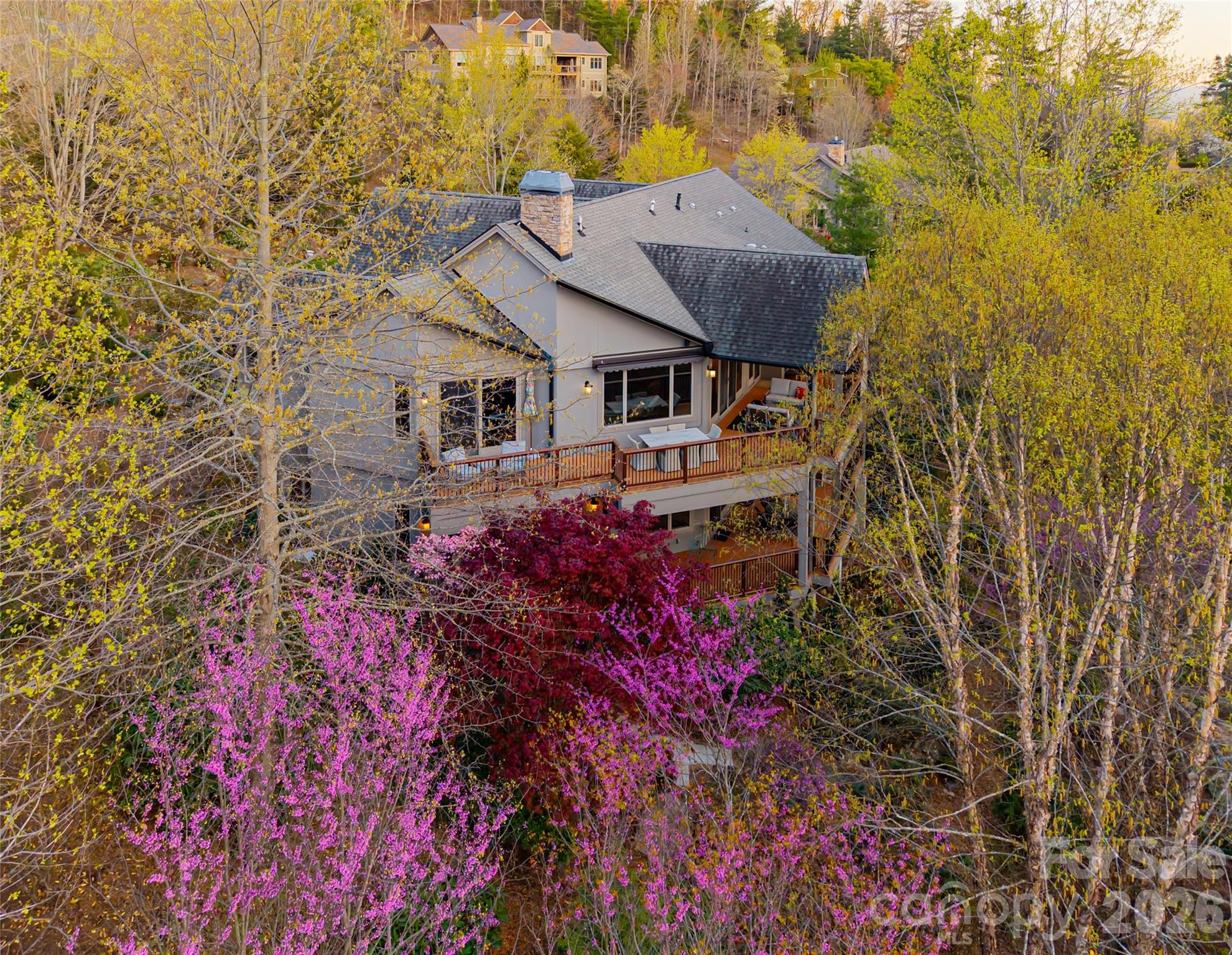 Reynolds Mountain - Residential