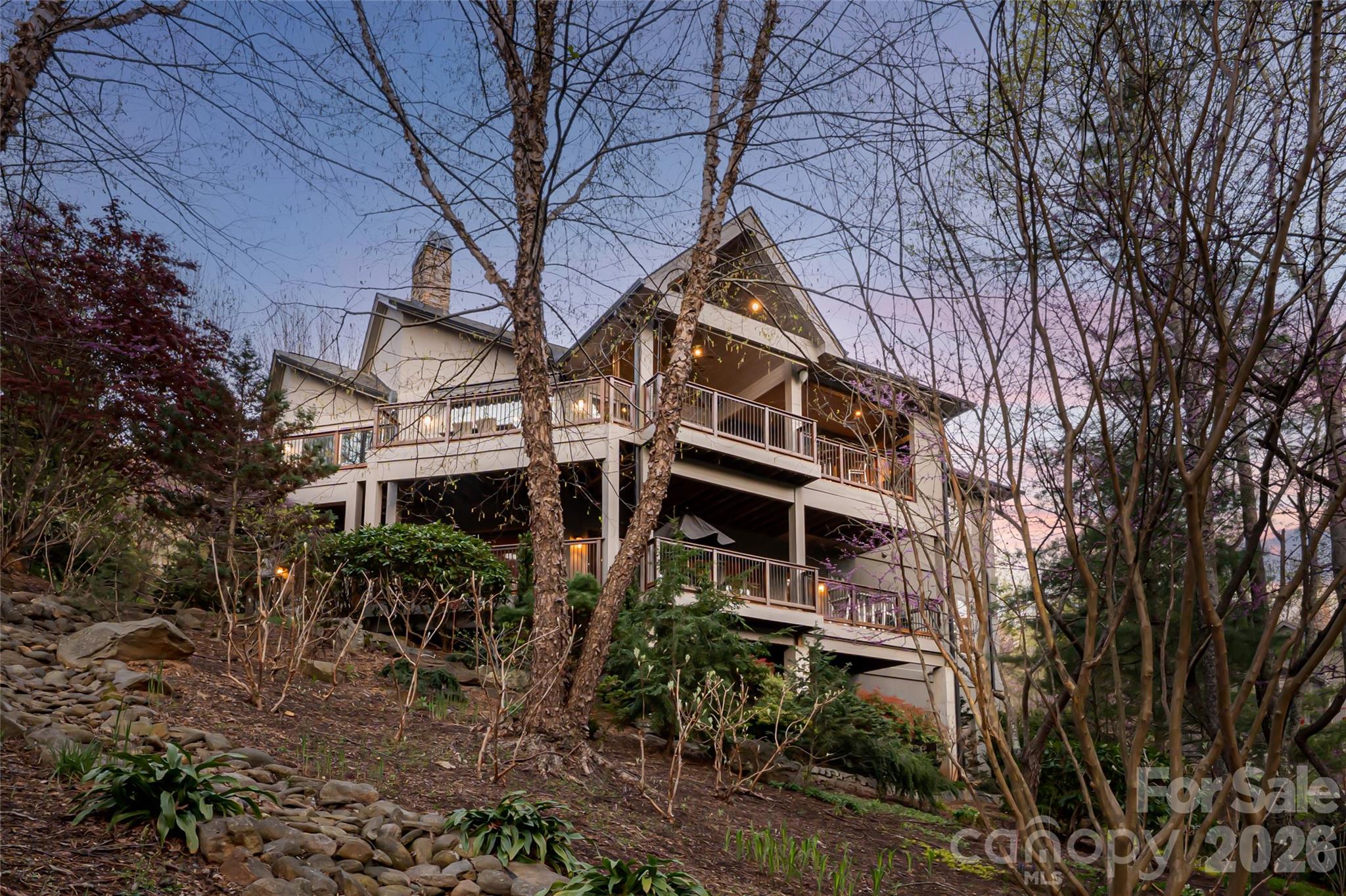 Reynolds Mountain - Residential