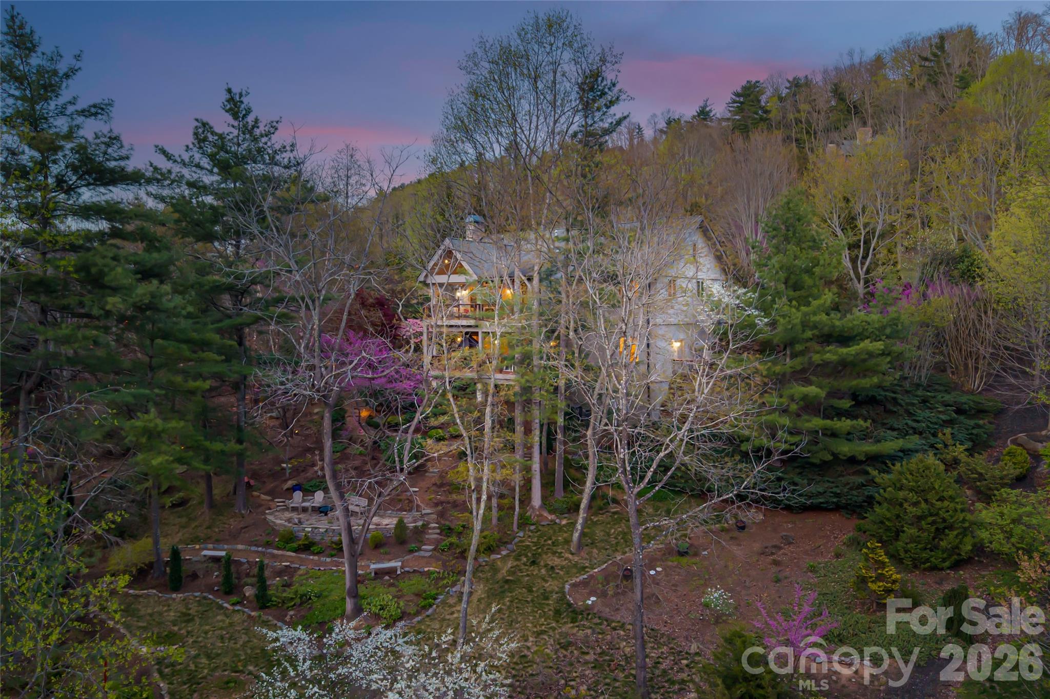 Reynolds Mountain - Residential