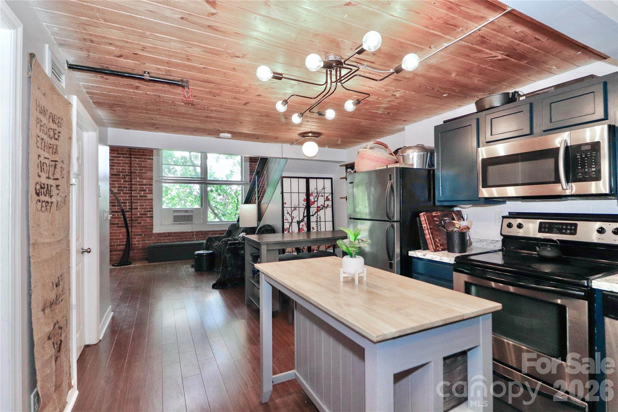 FoxRidge Lofts - Residential
