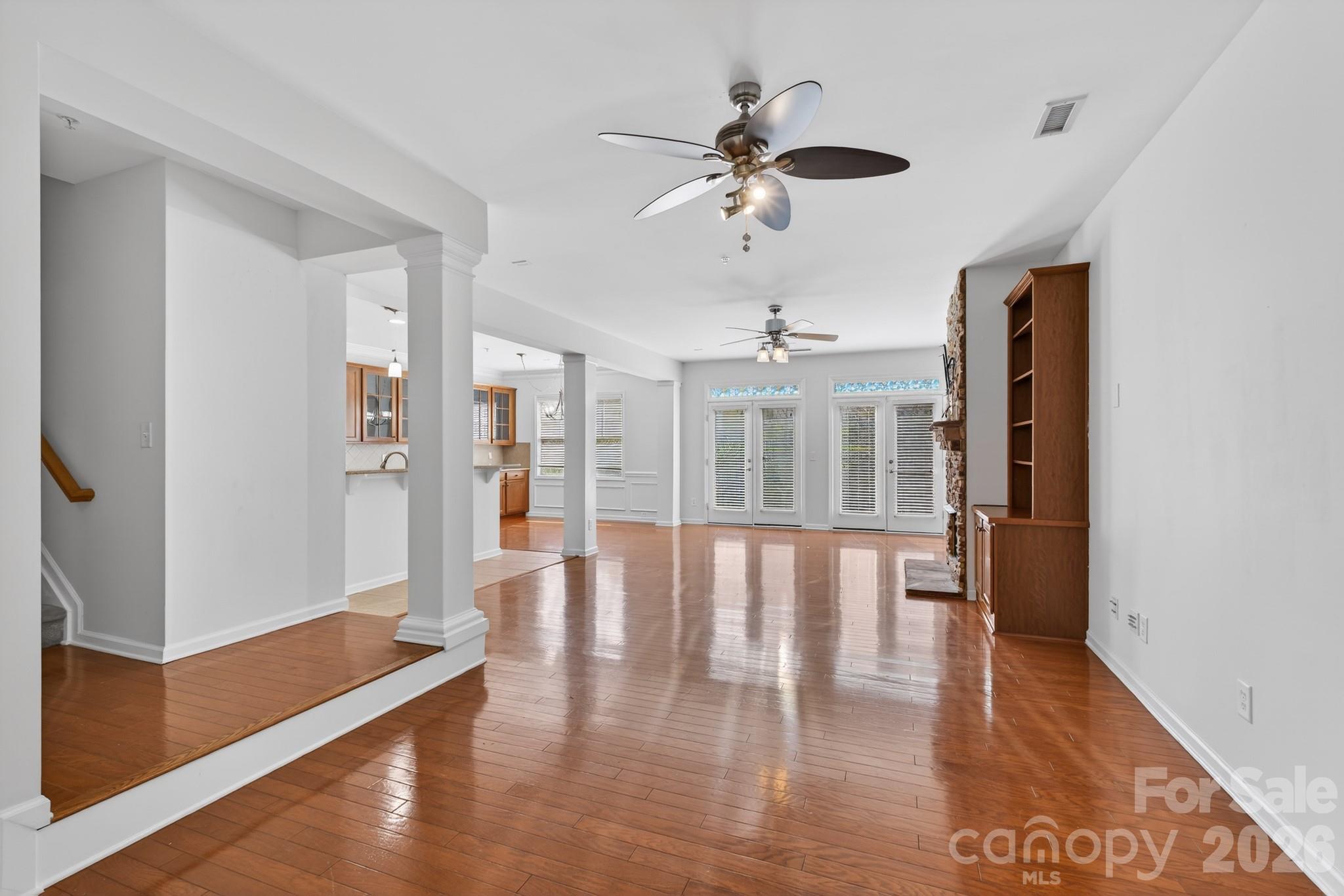 Lake Shore - Residential