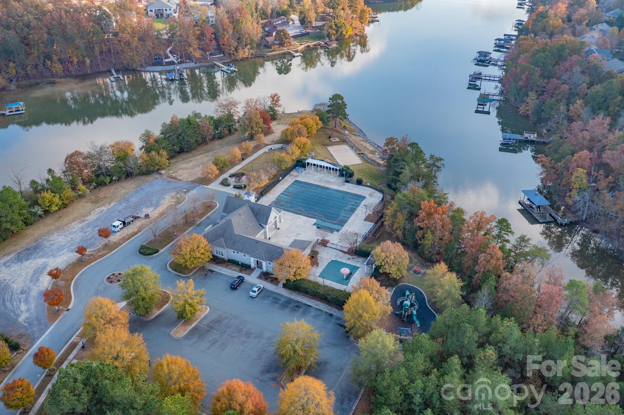 Lake Shore - Residential
