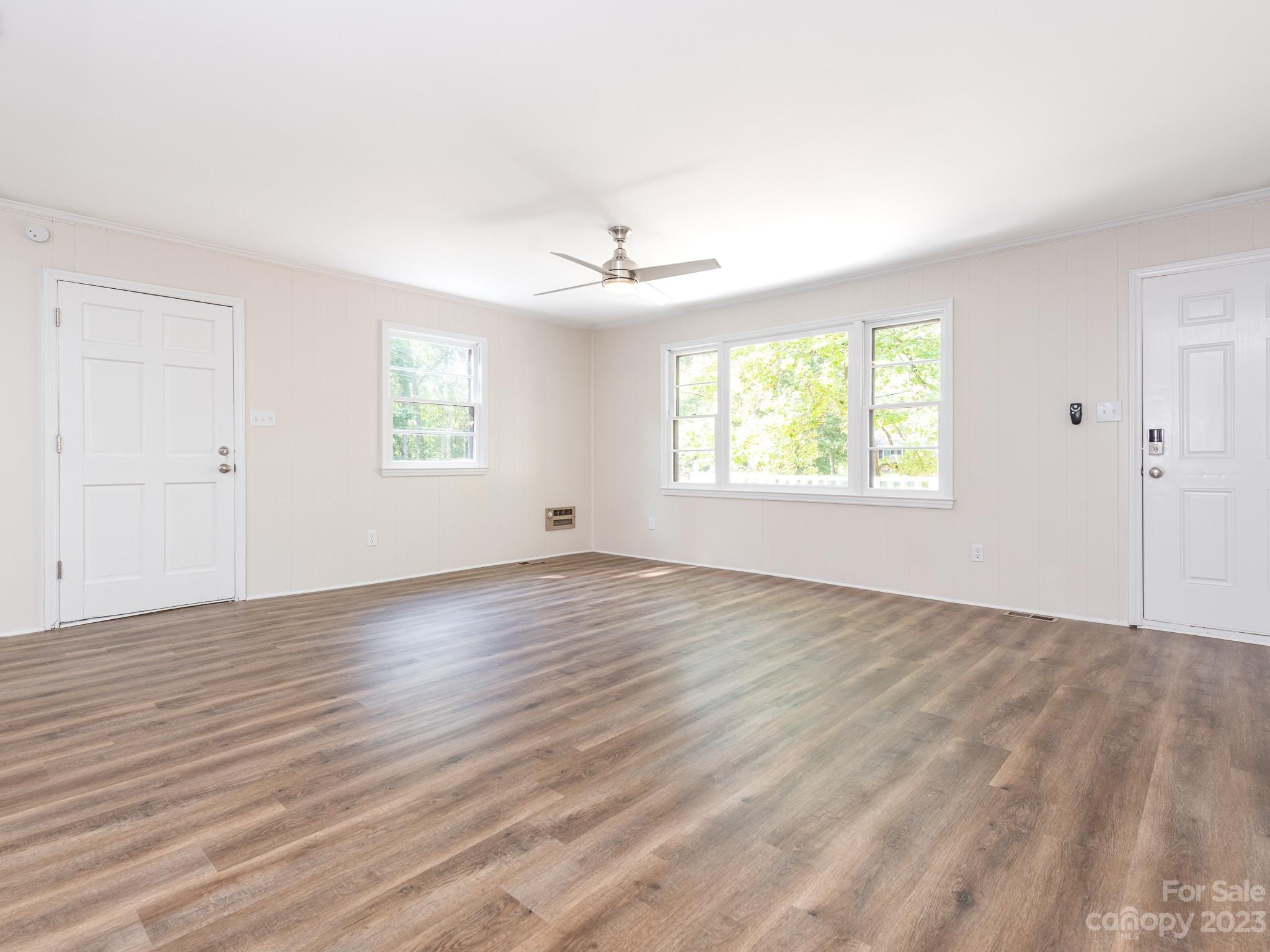 Colonial Heights - Residential