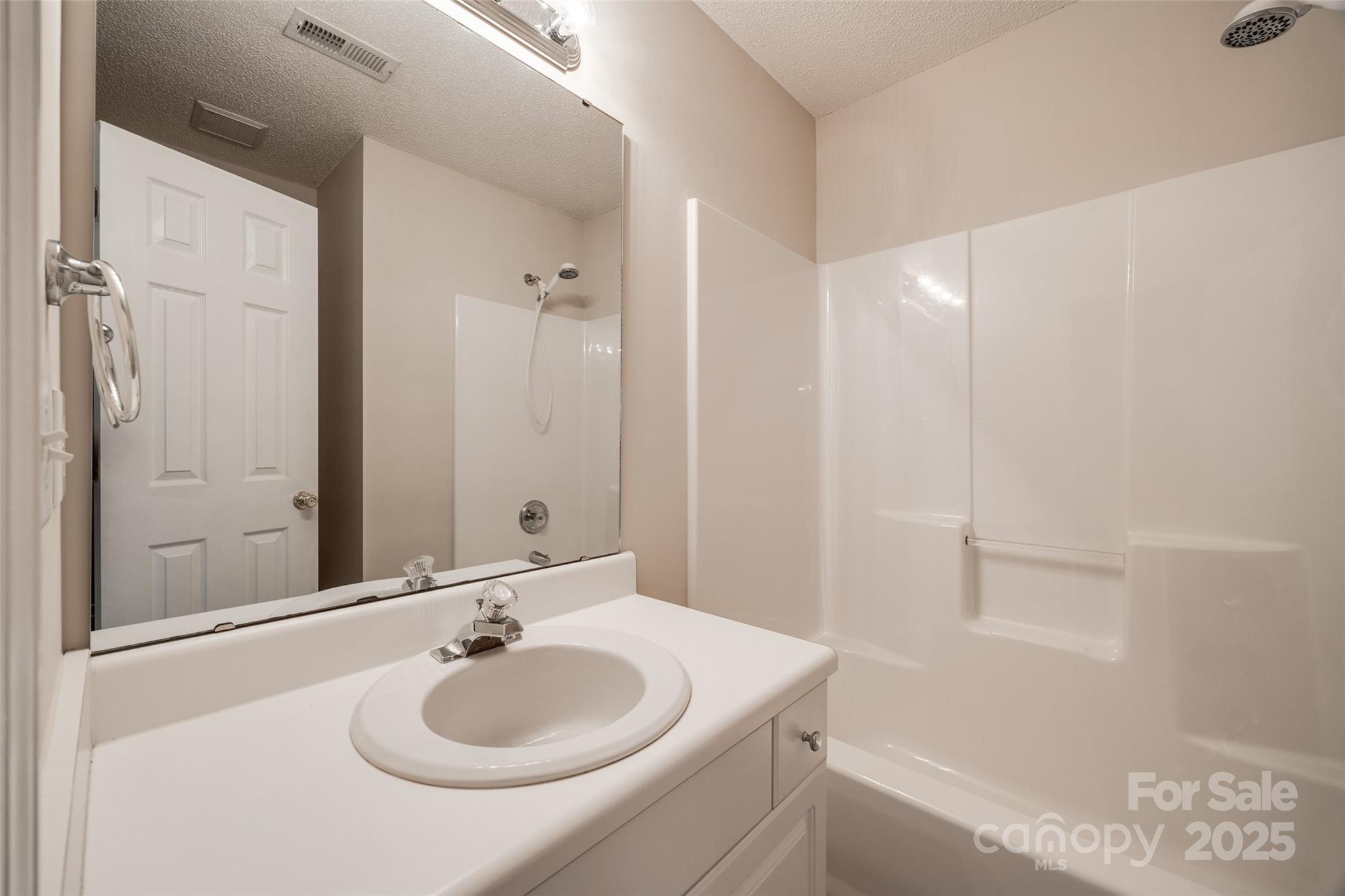 Chelsea Woods - Residential